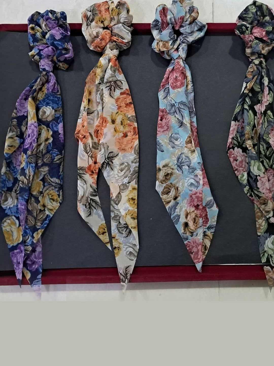 SZN Women Set of 4 Ponytail Holders-picture-40