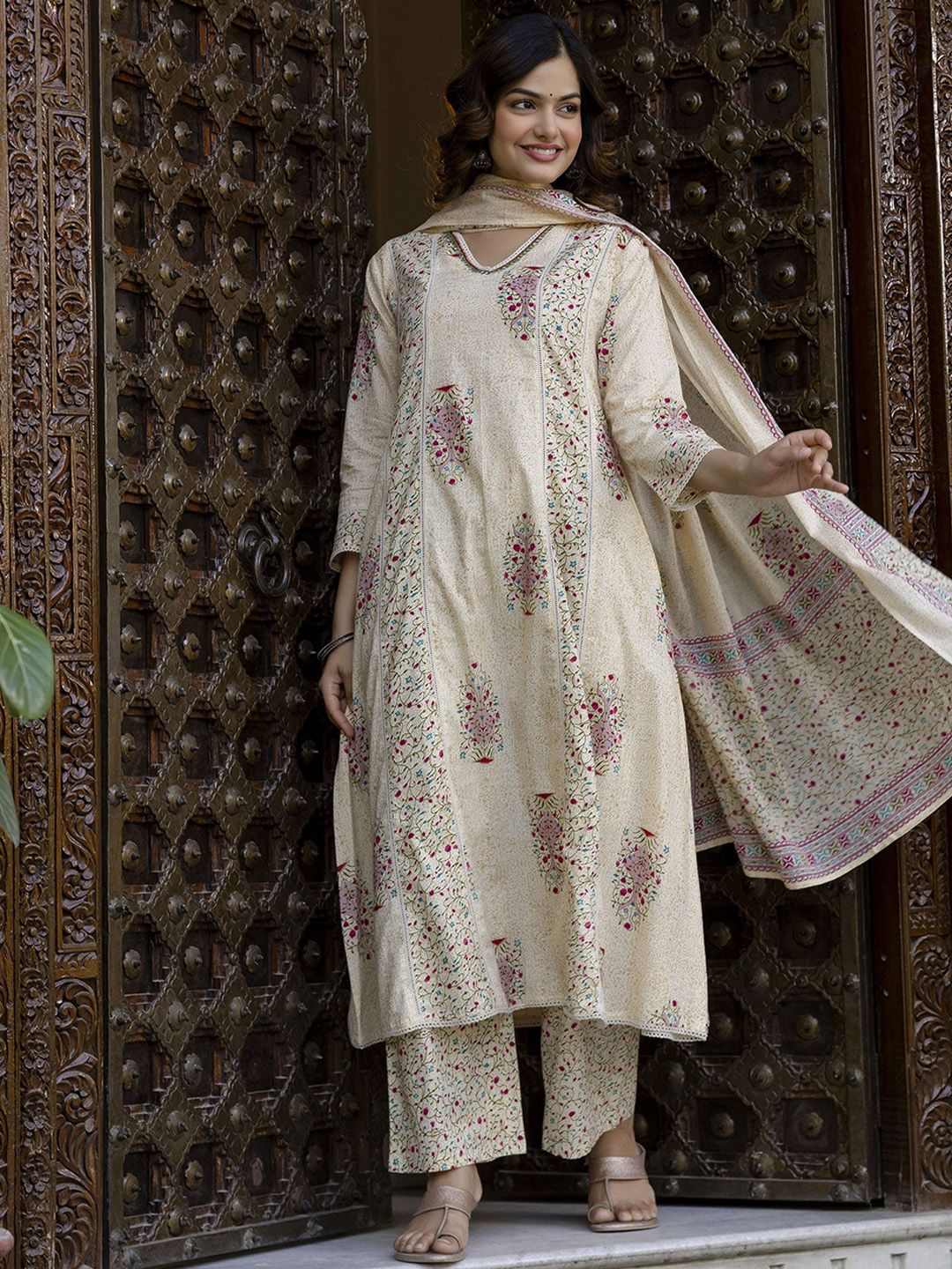 Anouk Floral Printed Panelled V-Neck Pure Cotton A-Line Kurta With Palazzos & Dupatta-picture-26