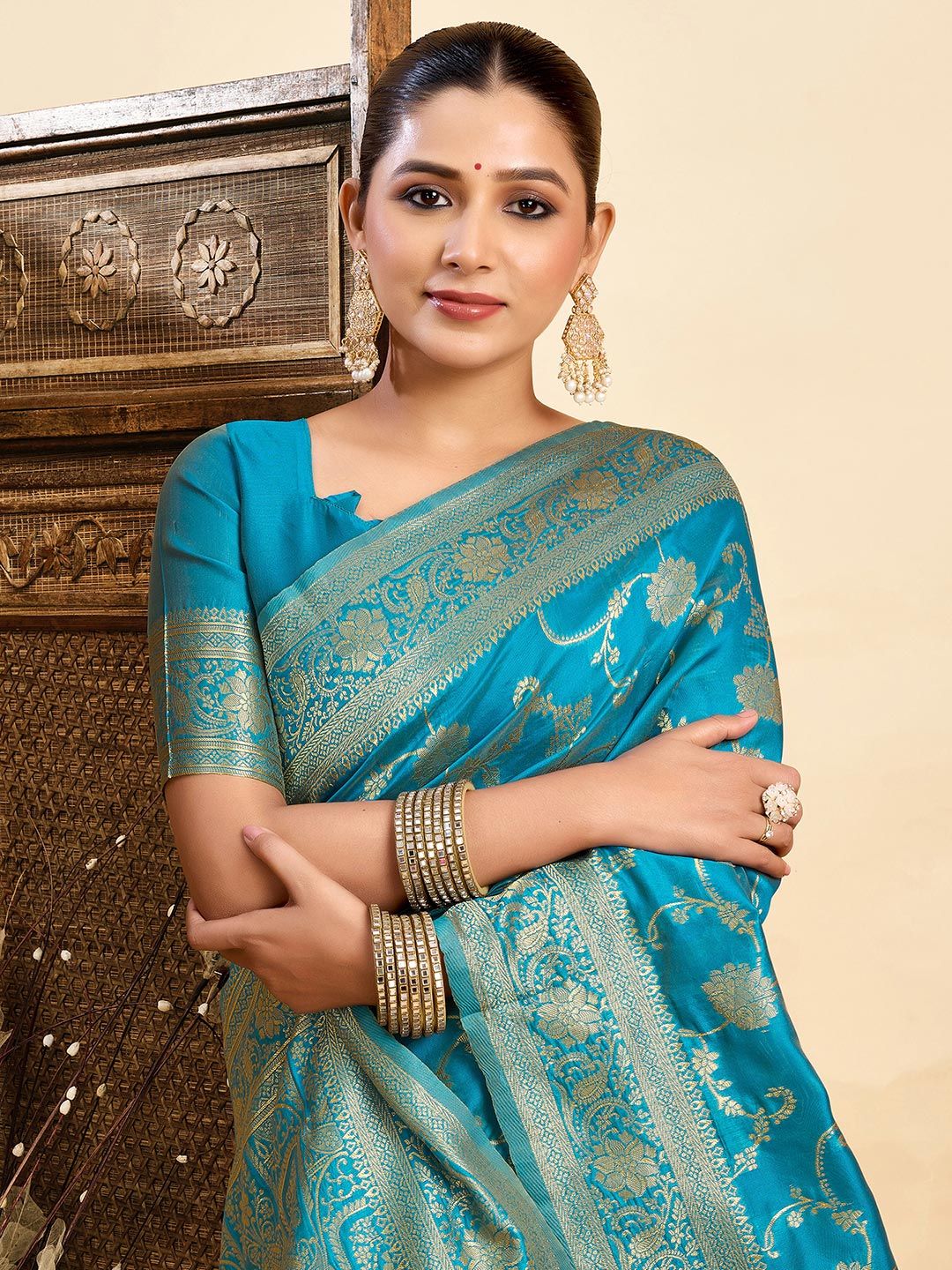 KALINI Woven Design Zari Paithani Saree-picture-11