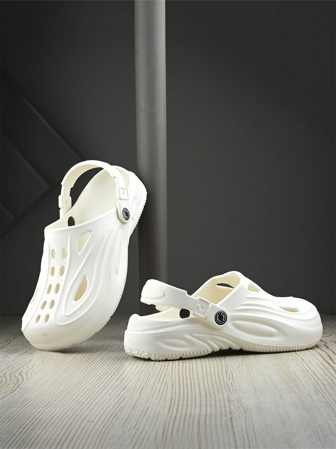 HRX by Hrithik Roshan Men Clogs-picture-38