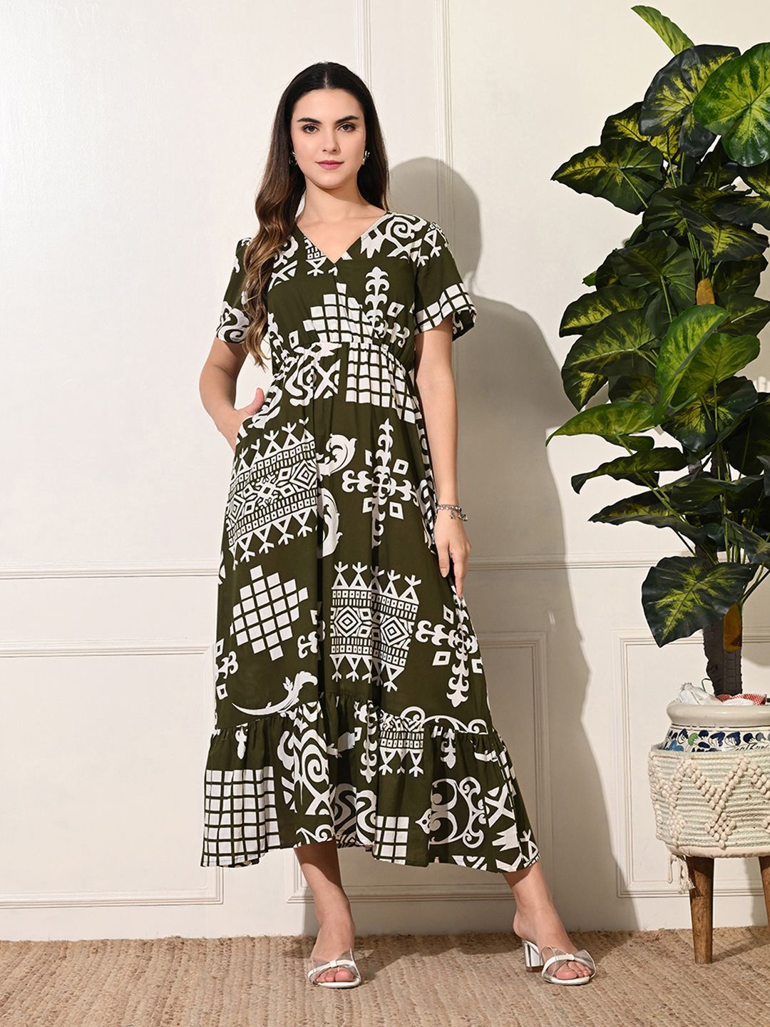 KALINI Women Ethnic Motifs Printed V Neck Fit and Flare Maxi Dress