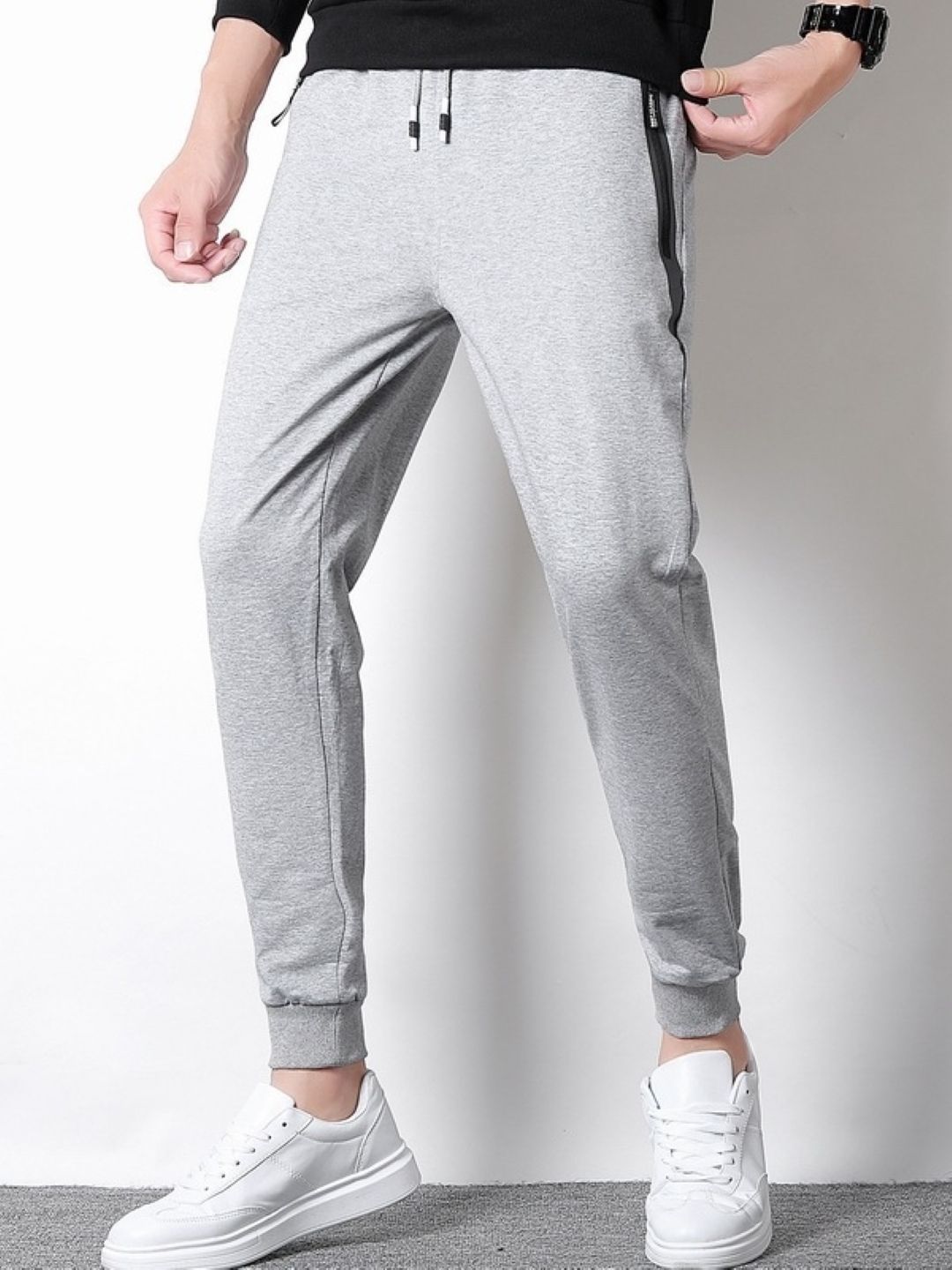 StyleCast Men Original Regular Fit Mid-Rise Joggers-picture-24