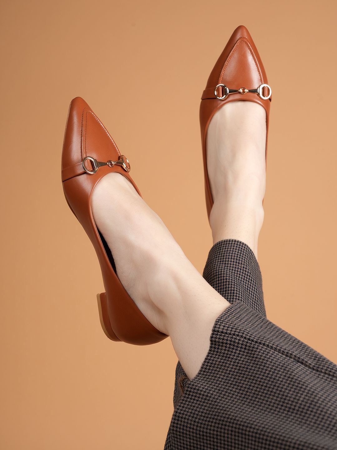 Lavie Women Pointed Toe Ballerinas-picture-27