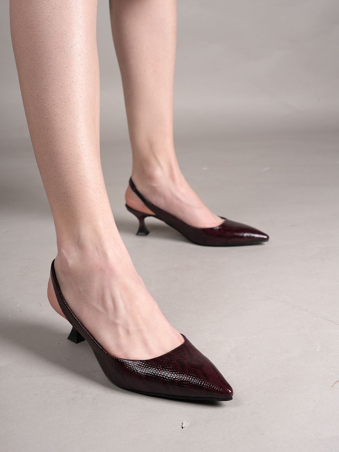 Lavie Women Textured Kitten Pumps-picture-41