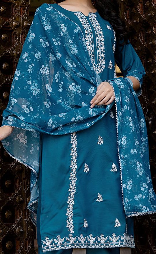 Ethnic Motifs Embroidered Thread Work Kurta With Trousers & Dupatta