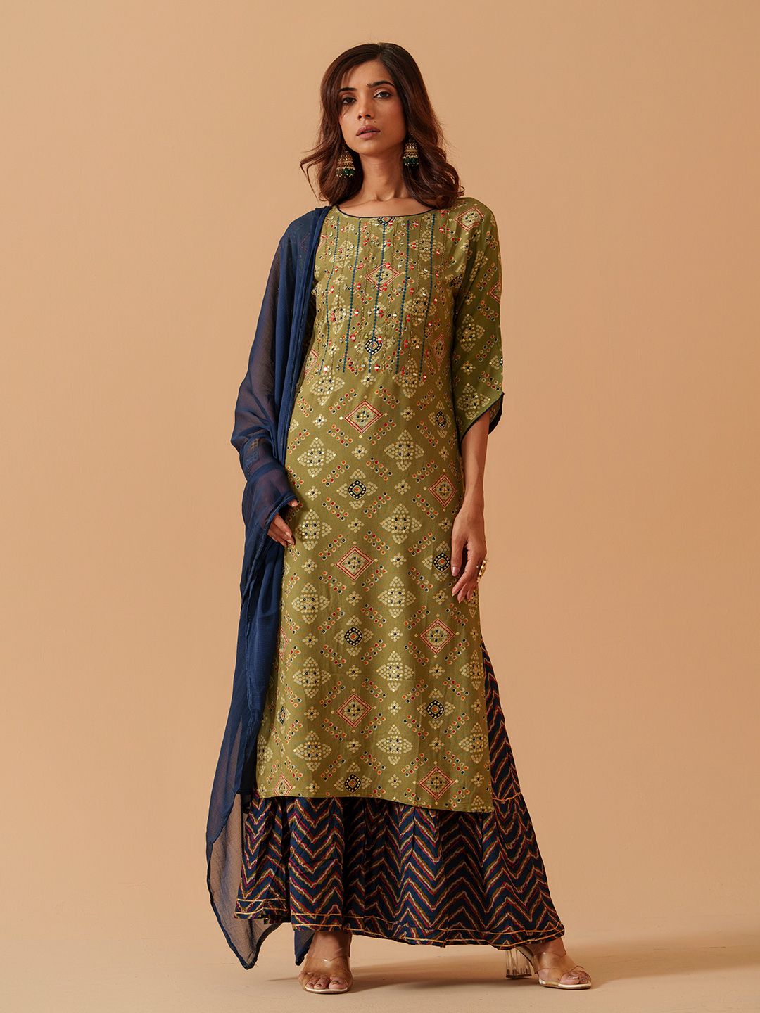 House of Pataudi Ethnic Motifs Printed Straight Kurta With Trousers & Dupatta