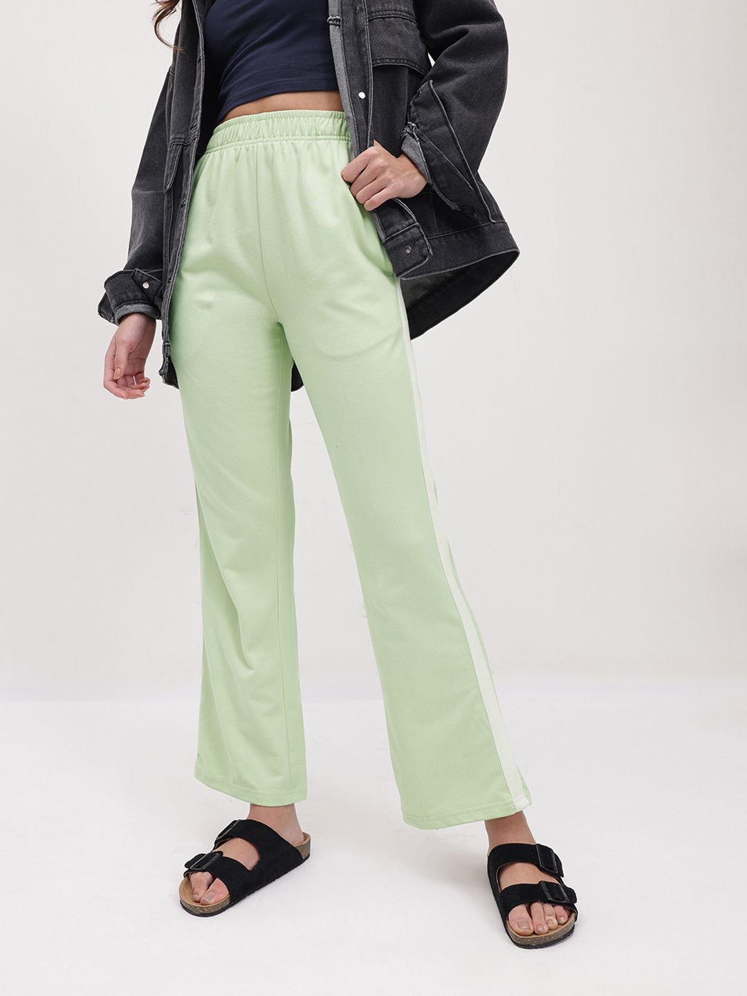 The Roadster Lifestyle Co. Women Smart Wide Leg Trousers With Side Striped Detail-picture-52