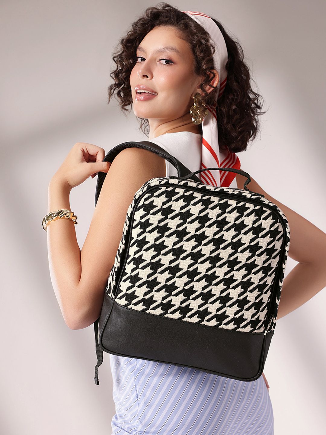 Mast & Harbour Women Graphic Print Backpack-picture-27