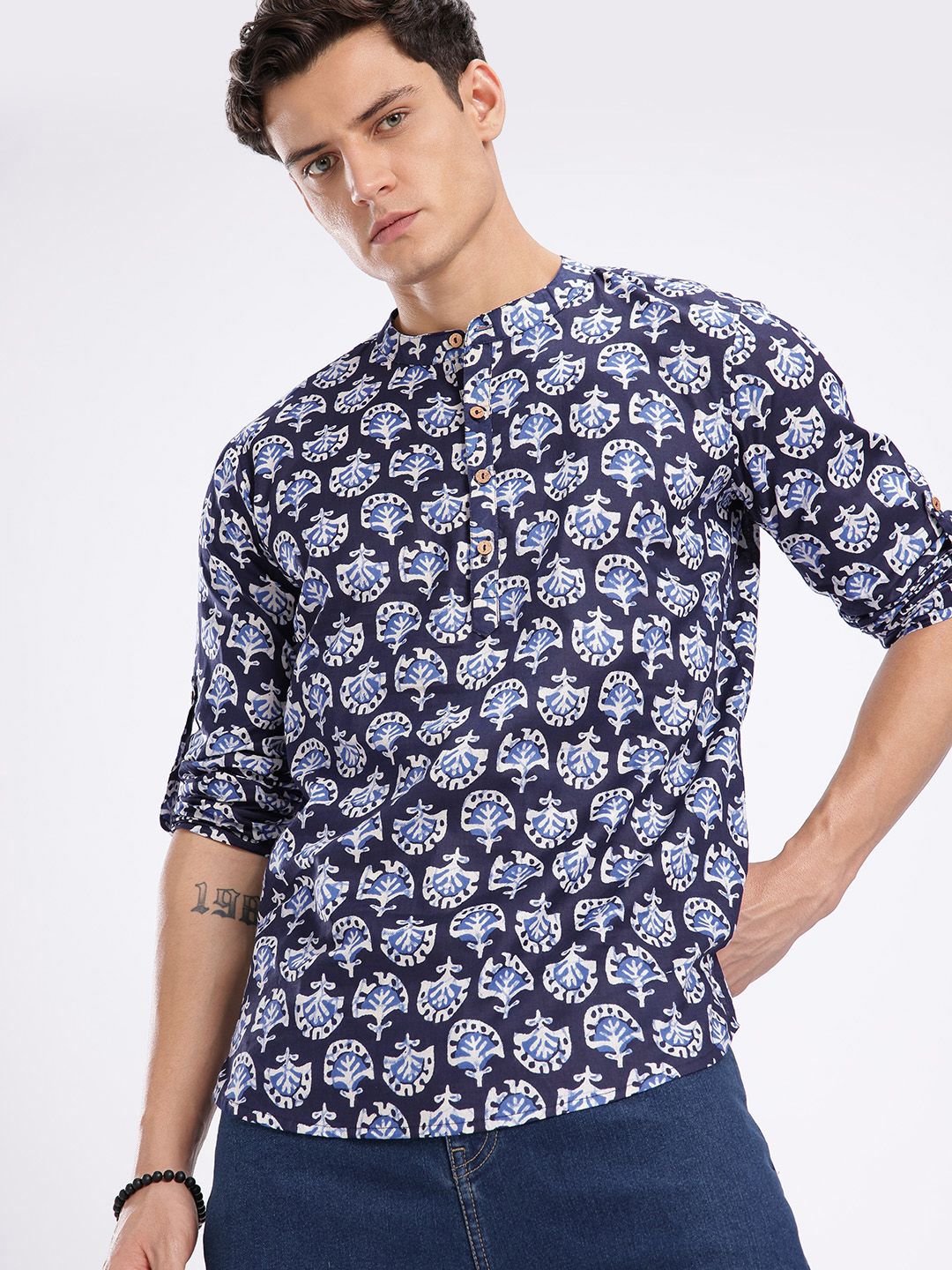 Anouk Rustic Band Collar Indie-Floral Printed Roll-Up Sleeves Kurta-picture-41