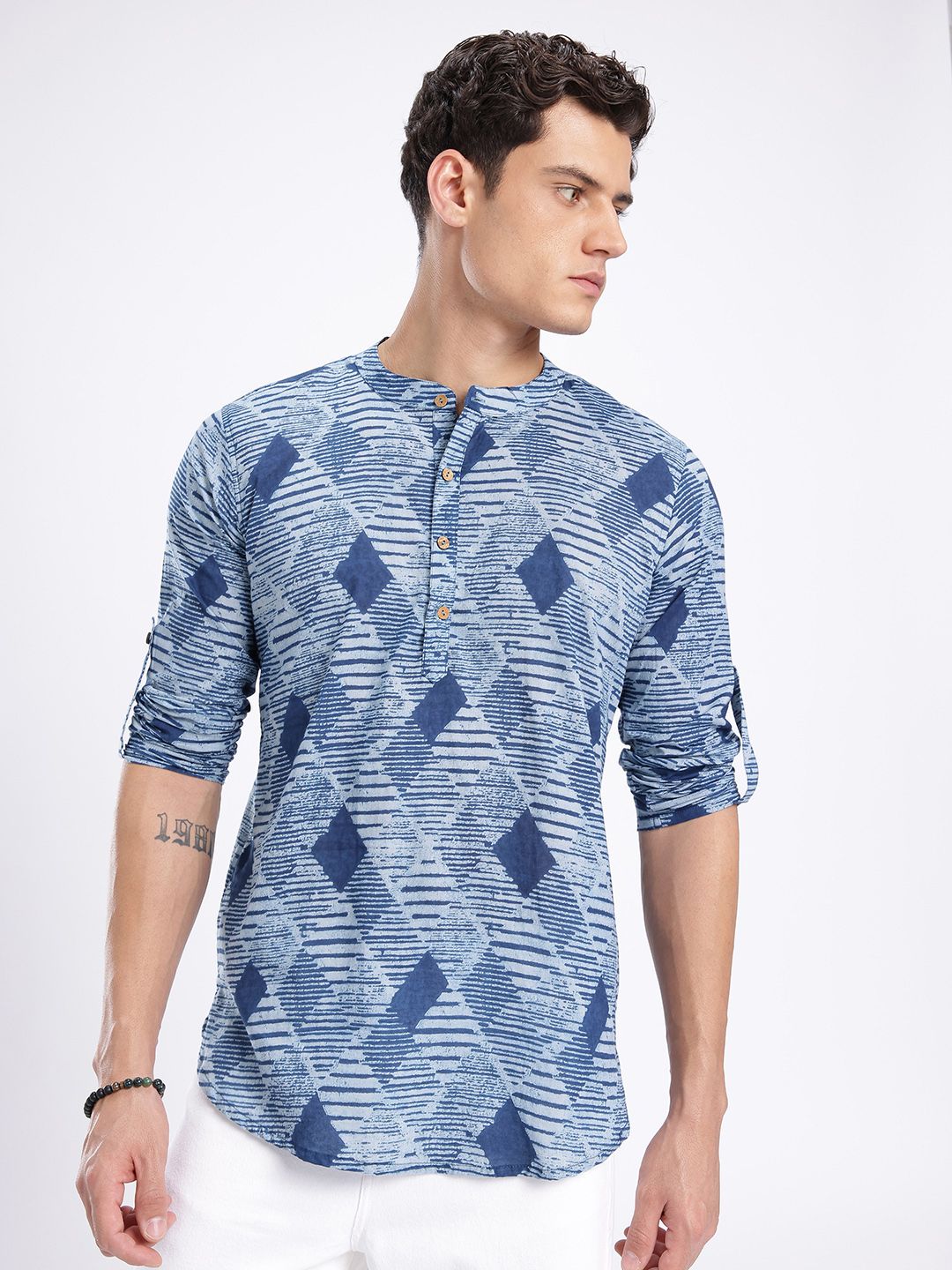 Anouk Rustic Band Collar Geometric Printed Roll-Up Sleeves Kurta-picture-35