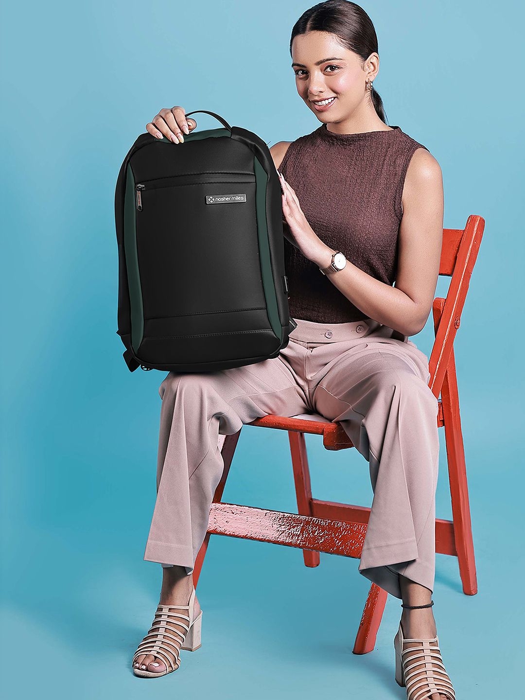 Nasher Miles Madison 22L Polyester Laptop Backpack with USB charging port