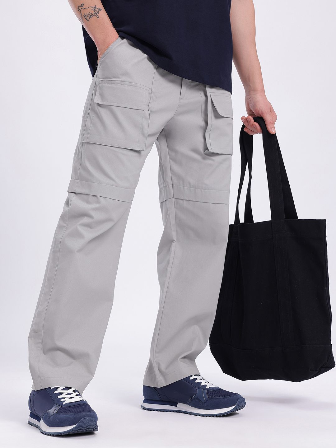 glitchez Men Paneled Relaxed Fit Cargo Trousers-image-6