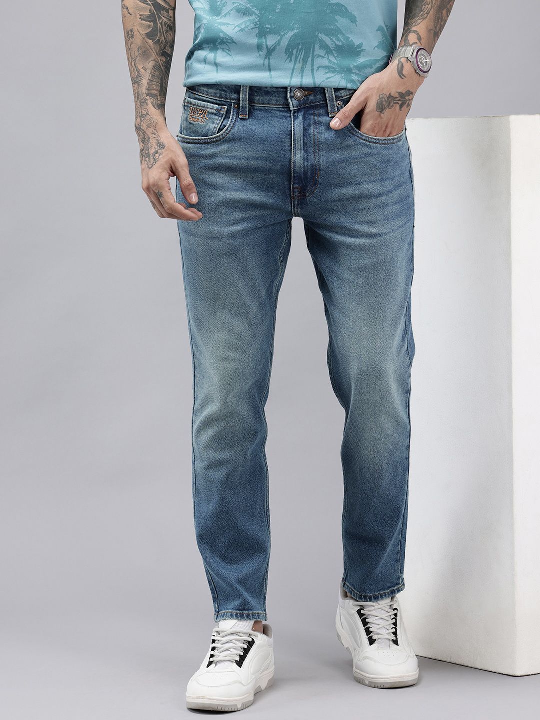 U.S. Polo Assn. Denim Co. Men Cole Tapered Fit Mid-Rise Heavy Fade Stretchable Jeans-picture-25