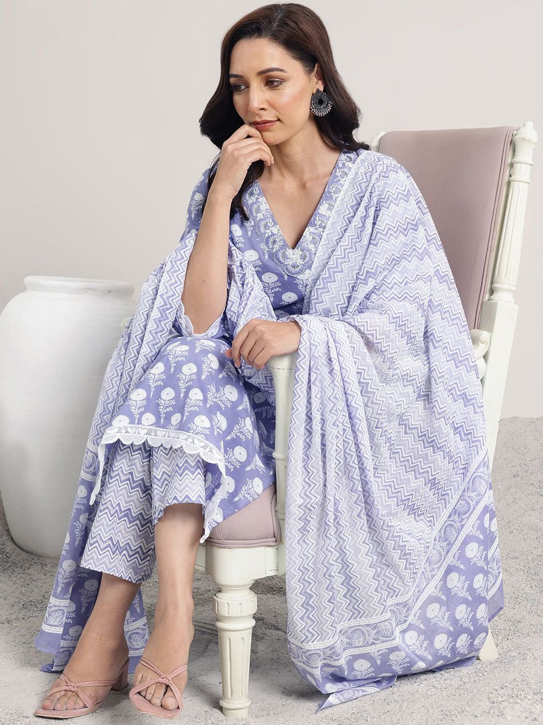 Libas Women Floral Printed Kurta with Trousers & Dupatta