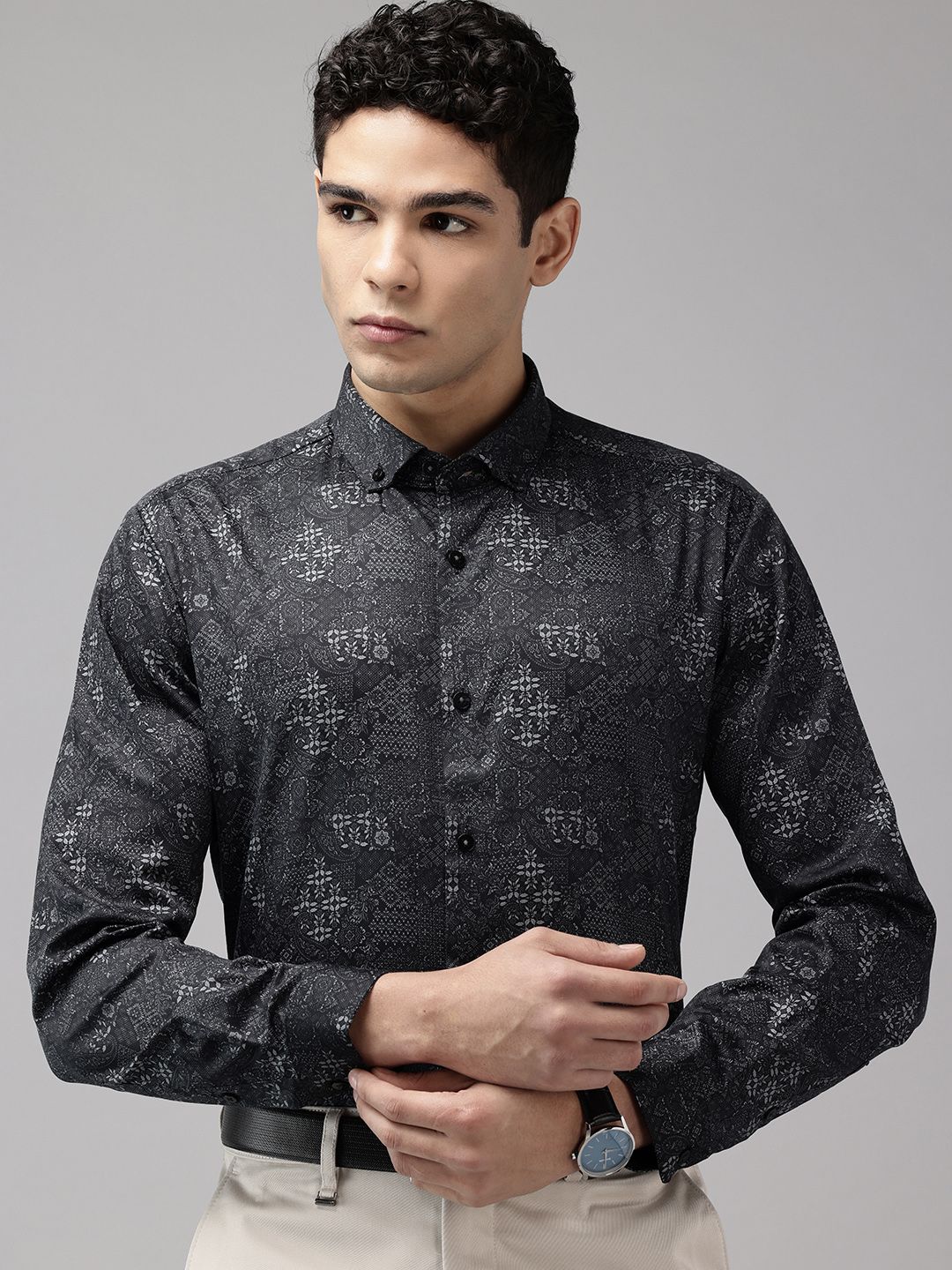 Van Heusen Pure Cotton Slim Fit Floral Printed Formal Shirt-picture-39