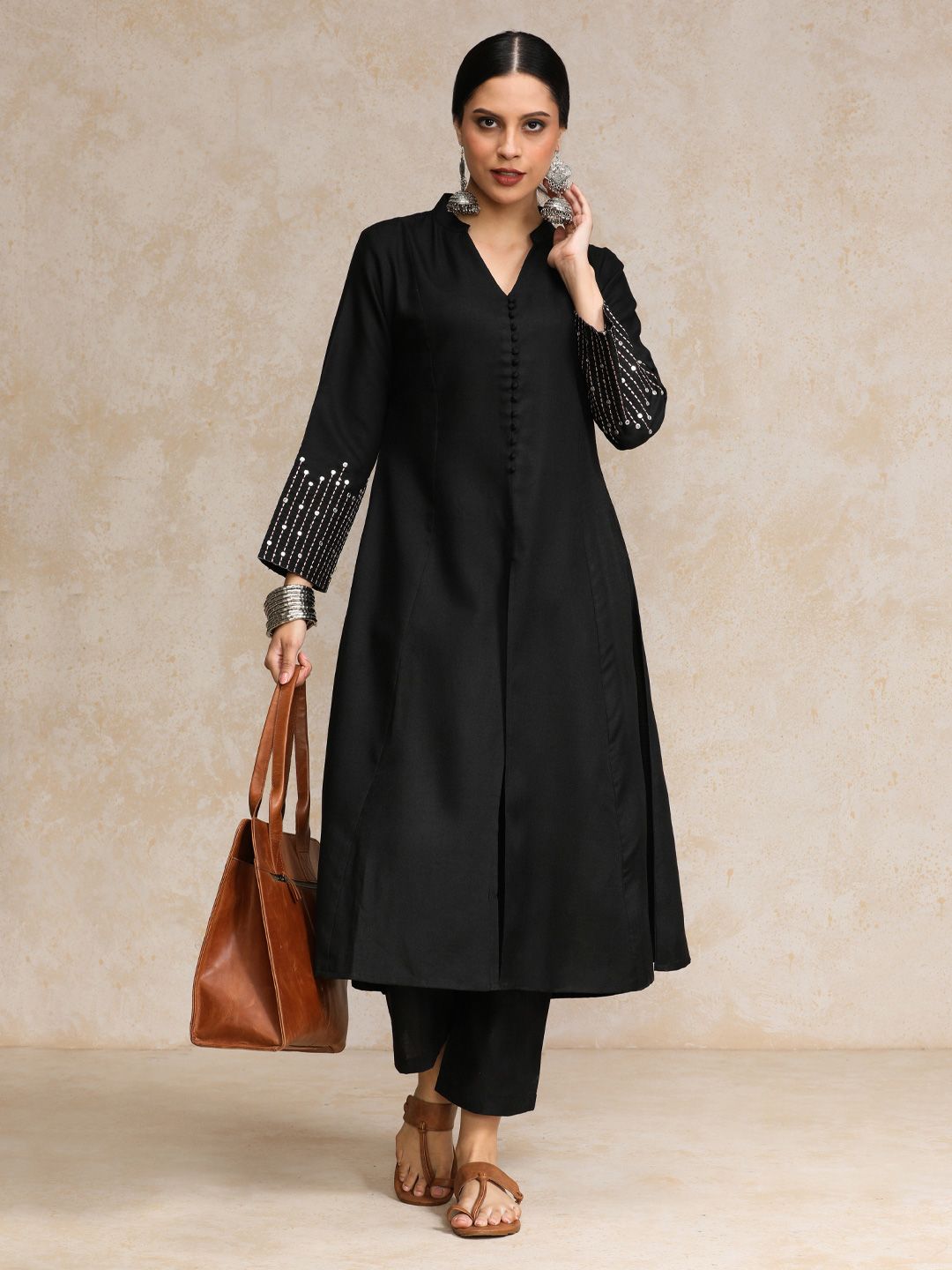 Varanga Mandarin Collar A-Line Kurta With Trousers