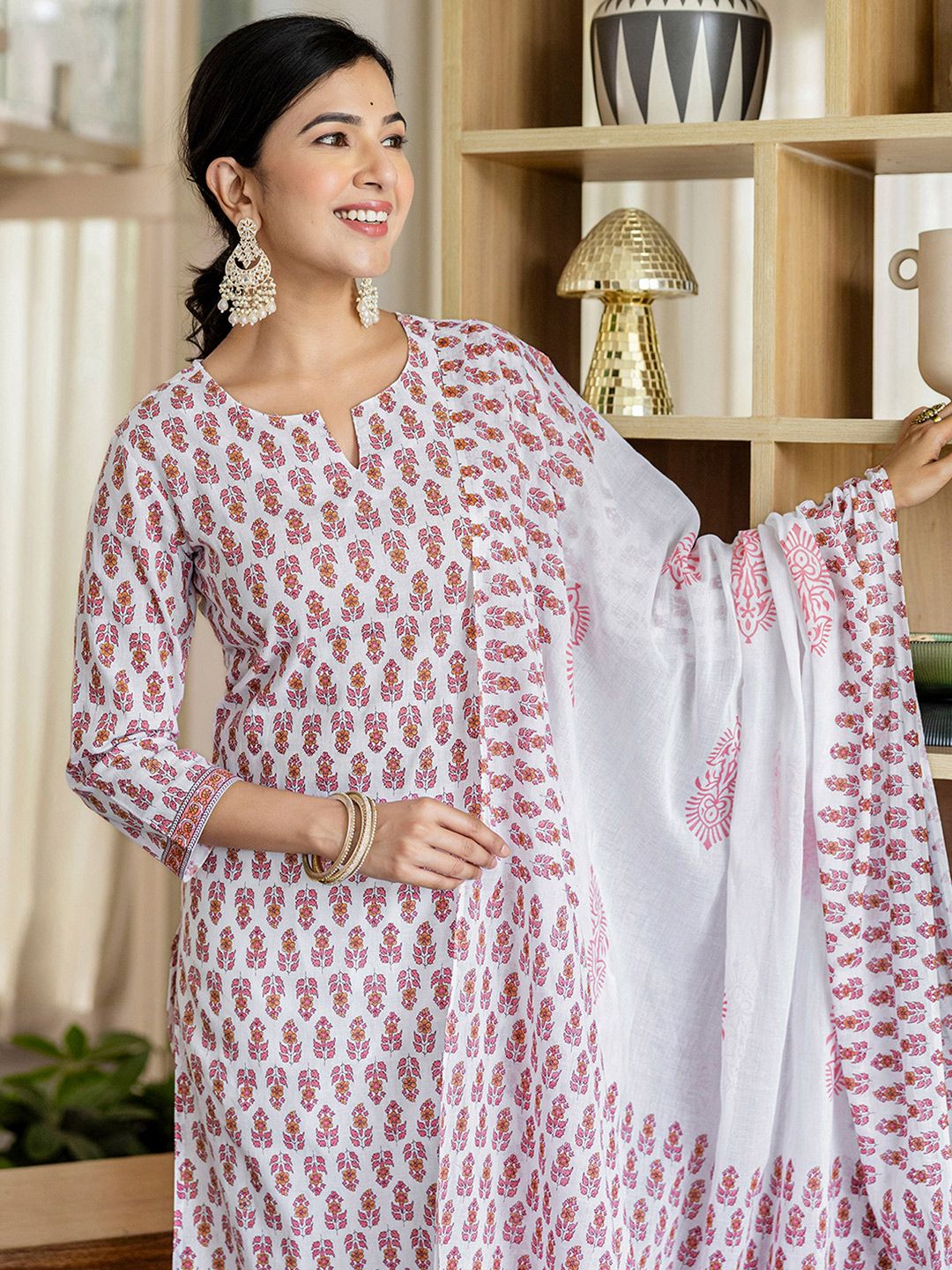 SKYLEE Women Ethnic Motifs Printed Regular Kurta with Trousers & With Dupatta