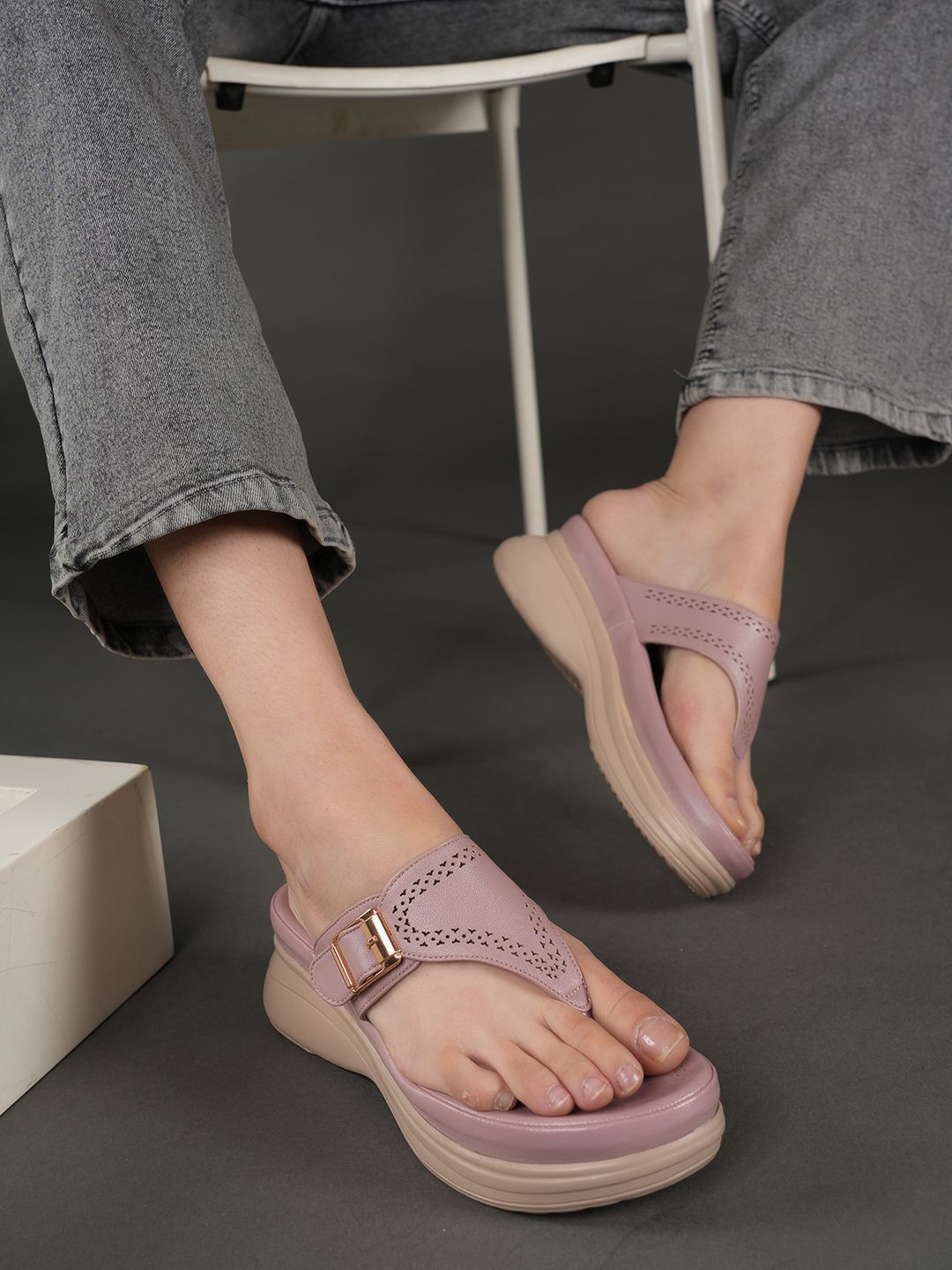 The Roadster Lifestyle Co Women Platform Heel Sandal-picture-24