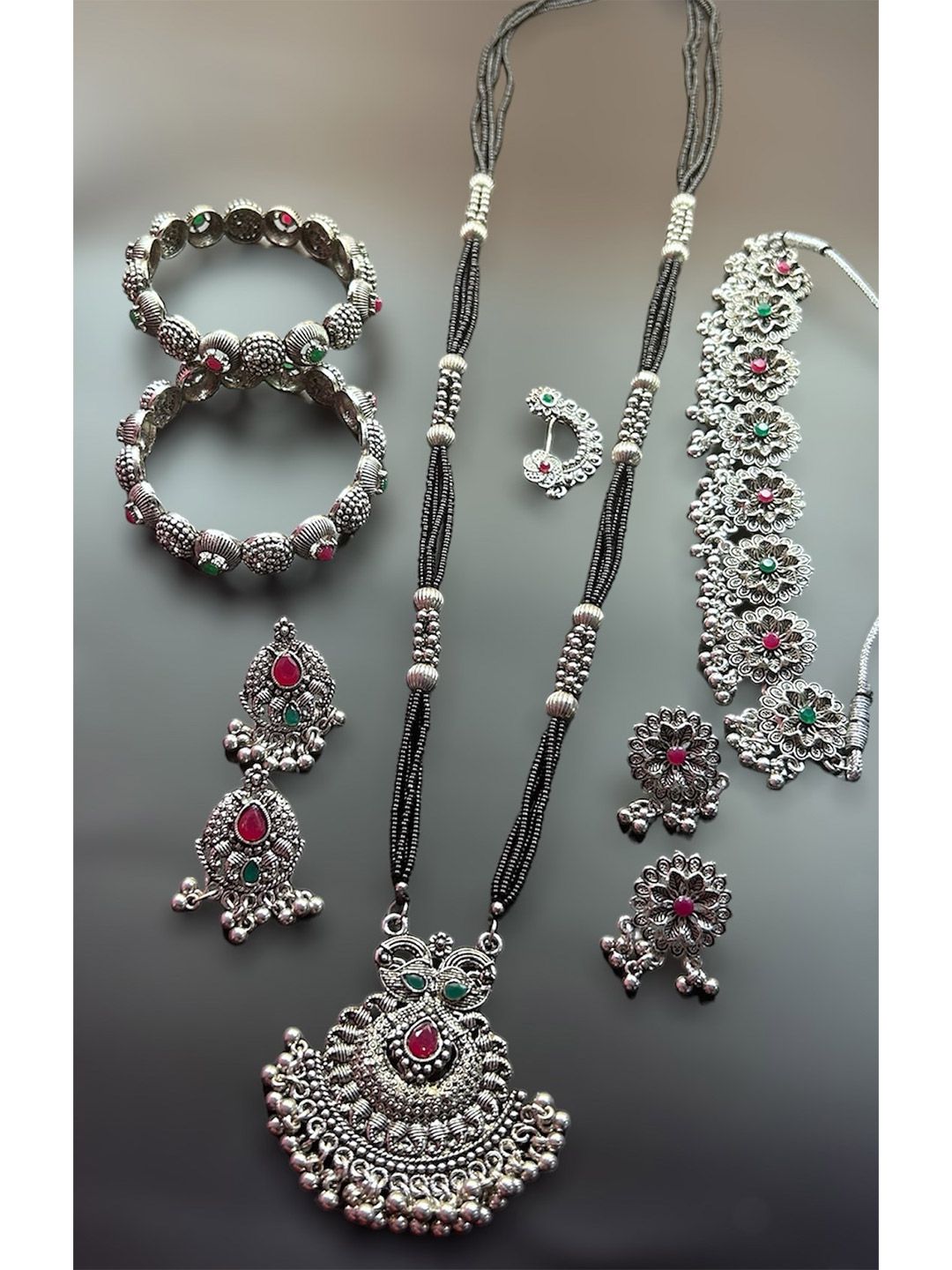 ANTIQUE JEWELLERY Silver-Plated Artificial Stones and Beads Mangalsutra