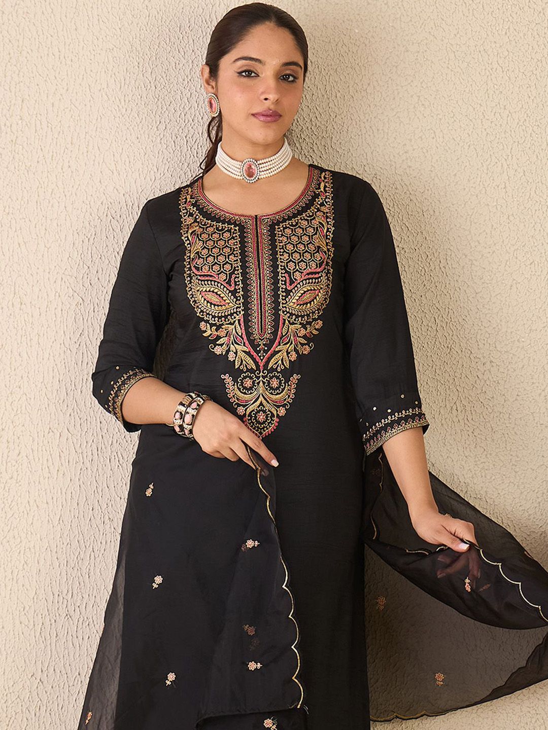 Indo Era Ethnic Motifs Embroidered Round Neck Pure Cotton Kurta With Trousers & Dupatta