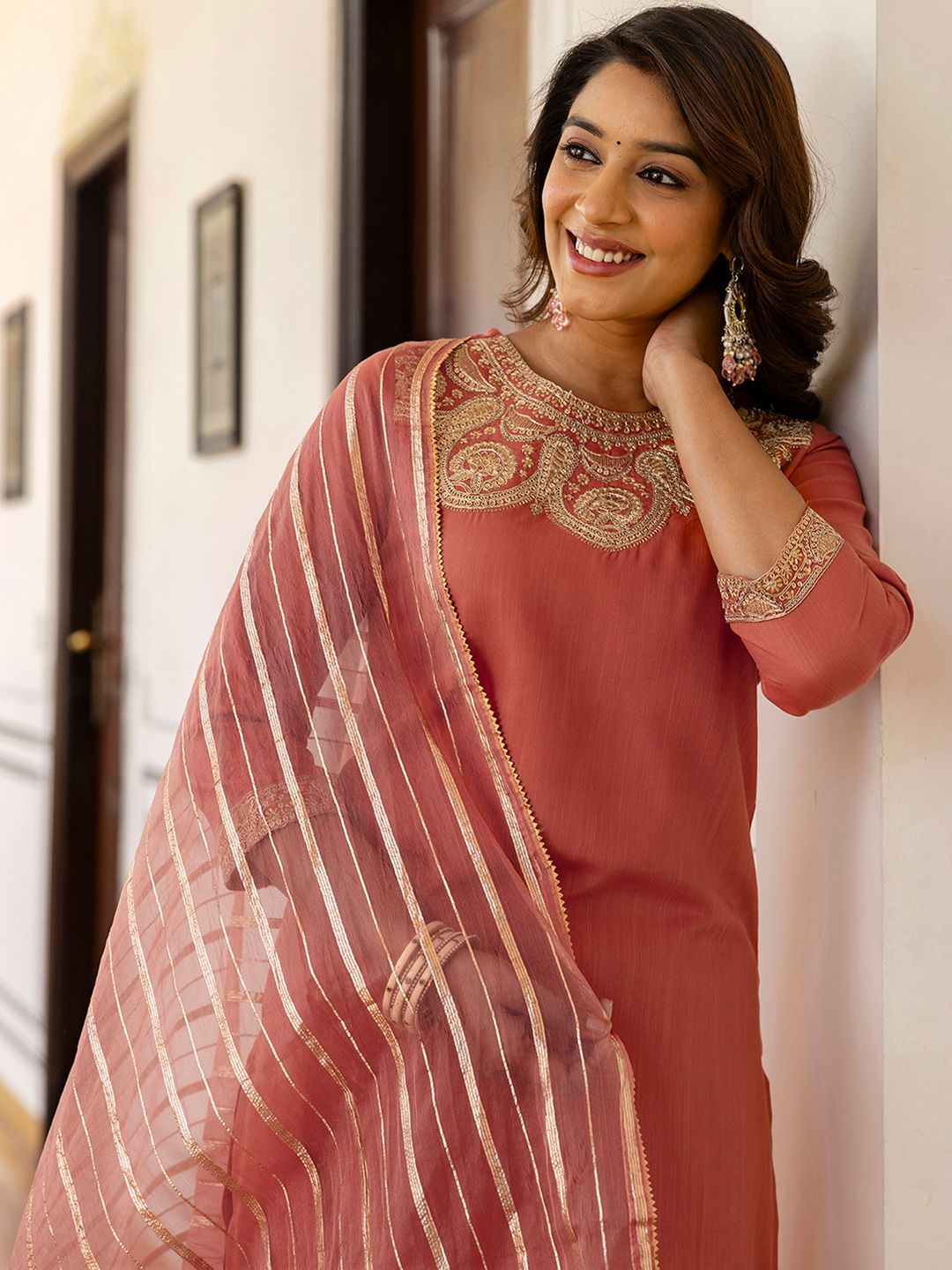 SKYLEE Women Ethnic Motifs Embroidered Kurta with Trousers & Dupatta