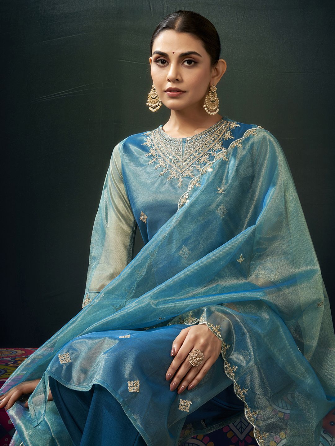 SKYLEE Women Floral Embroidered Kurta with Trousers & Dupatta