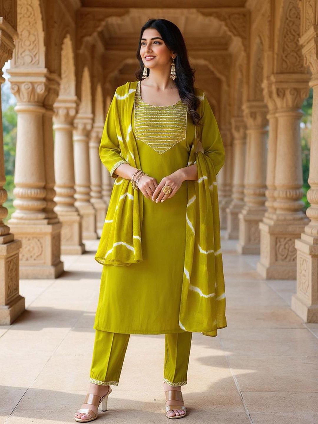 SZN Women Solid Self Design Round Neck Regular Kurta Trousers With Dupatta