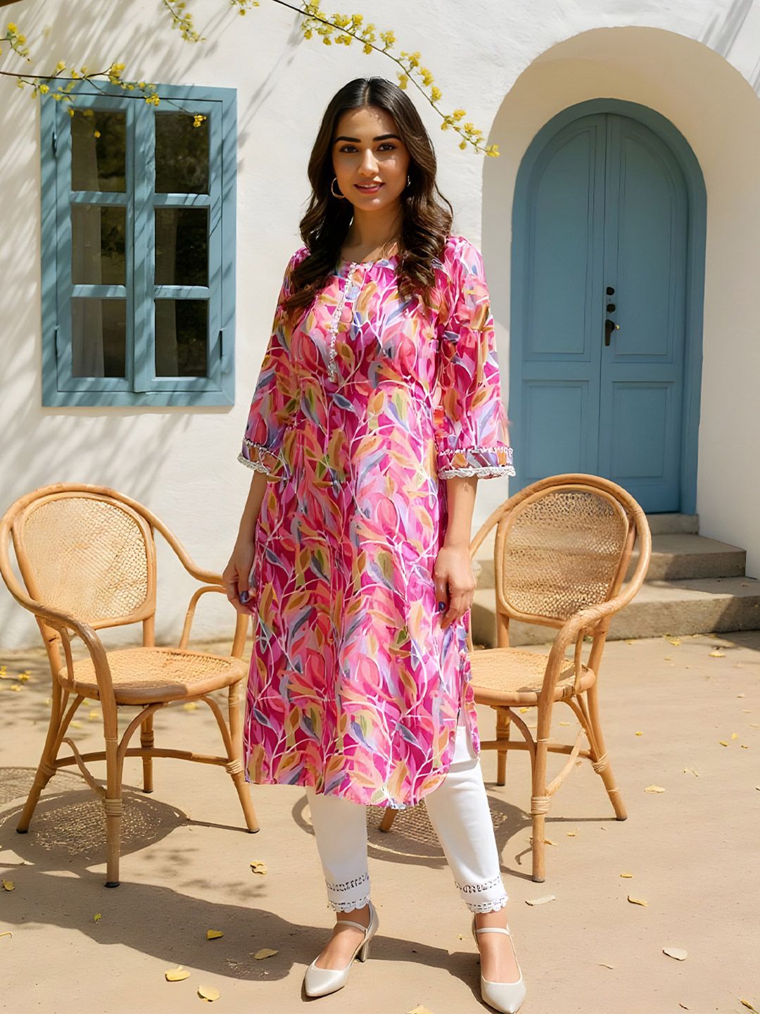 SZN Women Floral Print Kurta With Bottom