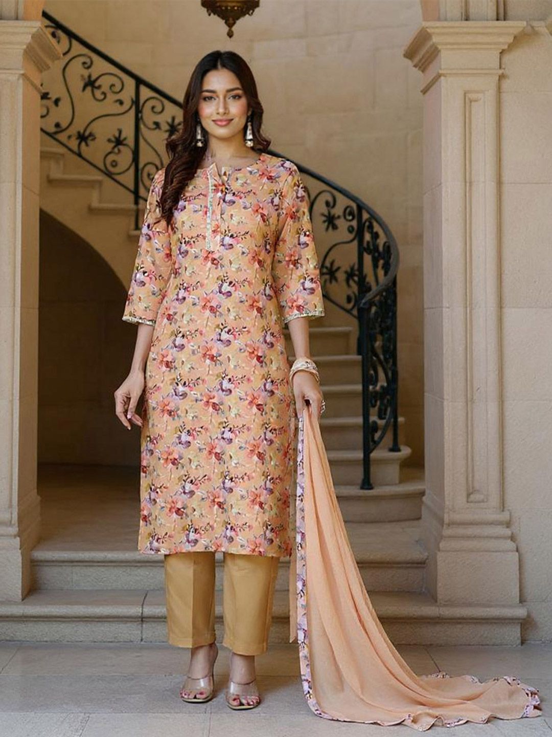 SZN Women Floral Print Straight Kurta With Trousers With Dupatta