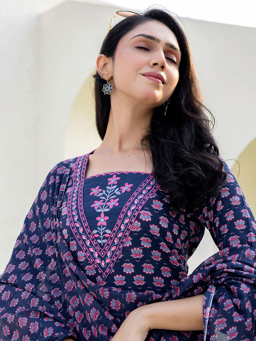 SKYLEE Floral Printed Notch Neck Sequinned Straight Kurta With Trouser & Dupatta