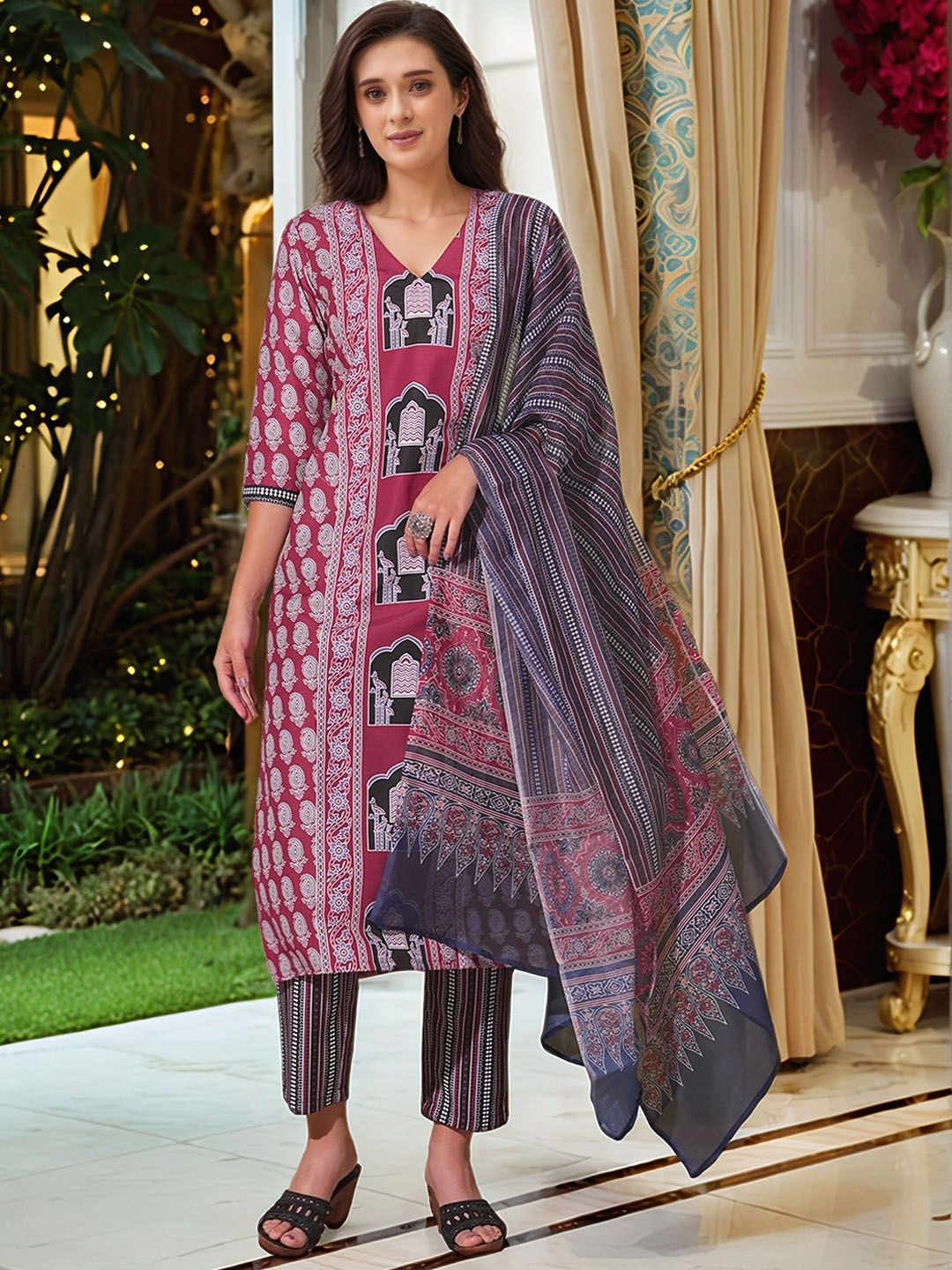 Aaghnya Women Ethnic Motifs Printed Kurta with Trousers & Dupatta