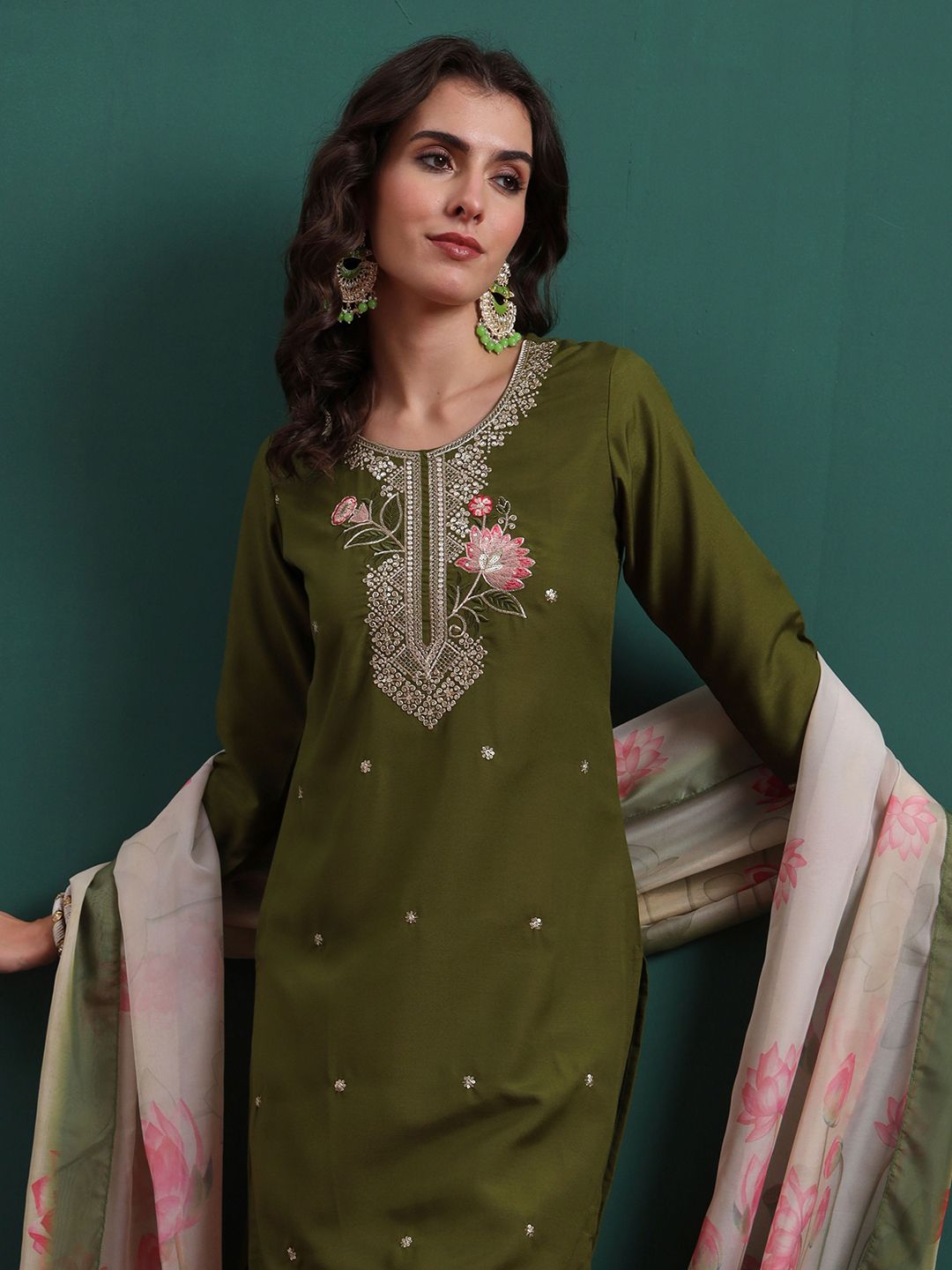 Royal Export Women Floral Embroidered Thread Work Kurta with Trousers & Dupatta