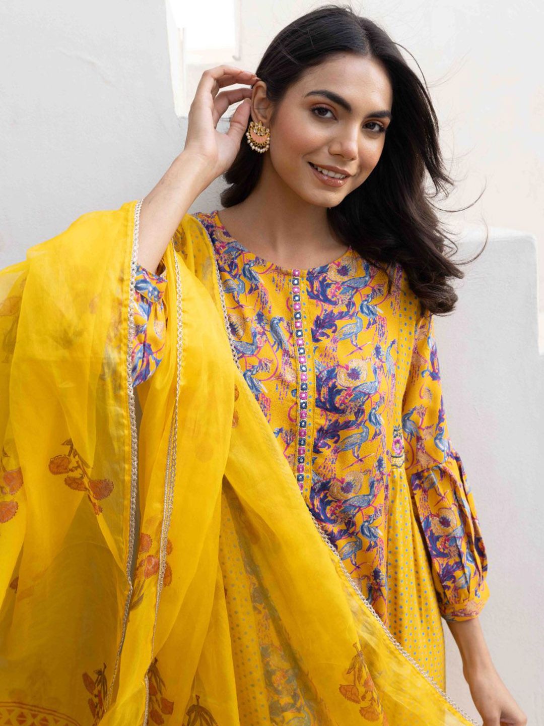 MAAND Women Floral Printed Kurta with Trousers & Dupatta