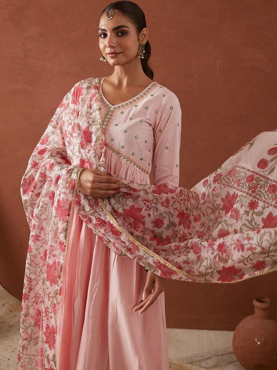 MAAND Women Geometric Embroidered Silk Kurta with Trousers & Dupatta