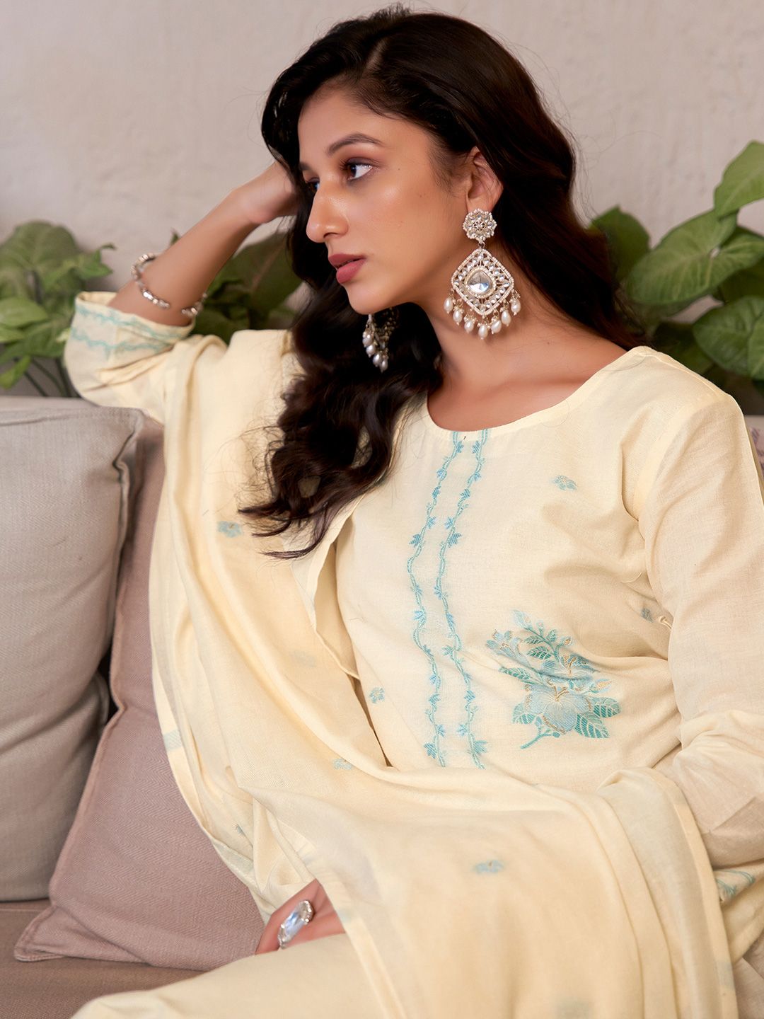 SANISA Women Floral Woven Design Kurta with Trousers & Dupatta