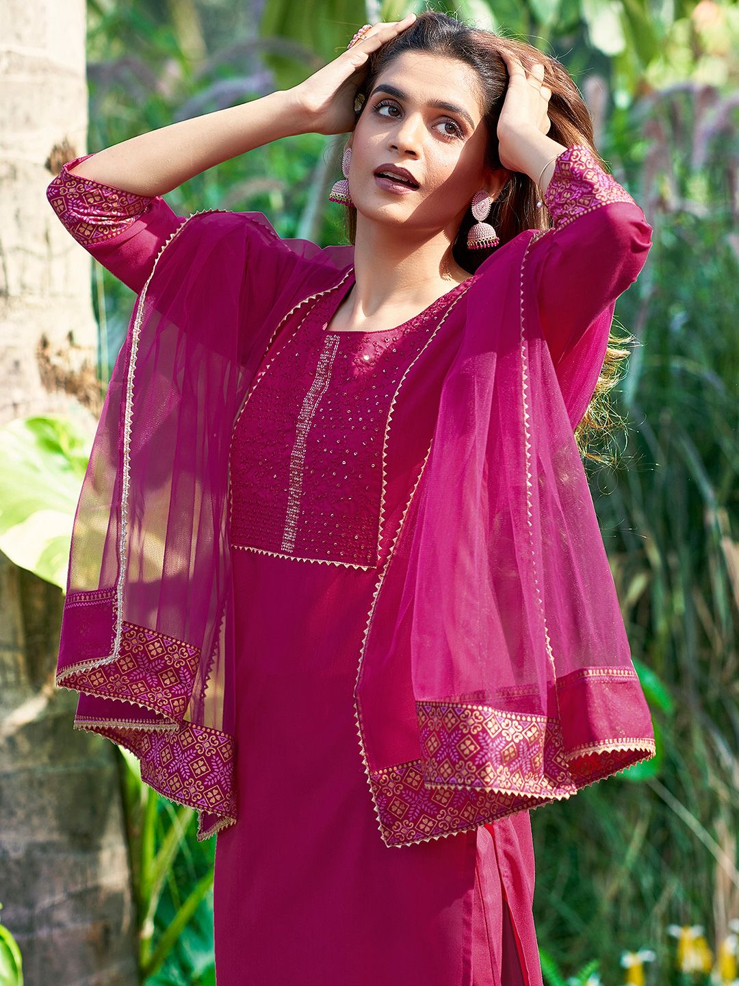 SANISA Women Ethnic Motifs Embroidered Kurta with Trousers & Dupatta