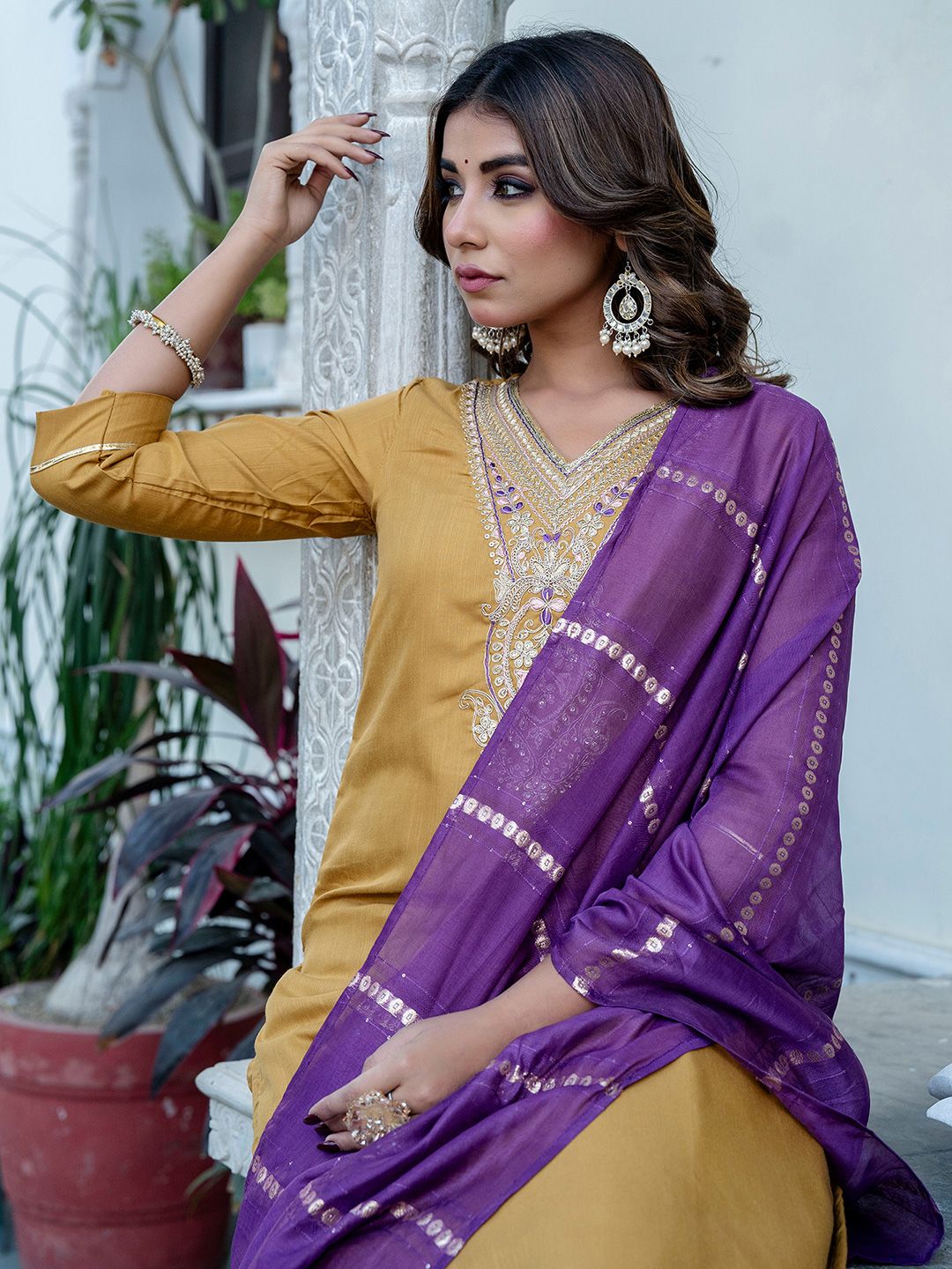 SANISA Floral Yoke Design V-Neck Thread Work Straight Kurta With Trouser And Dupatta