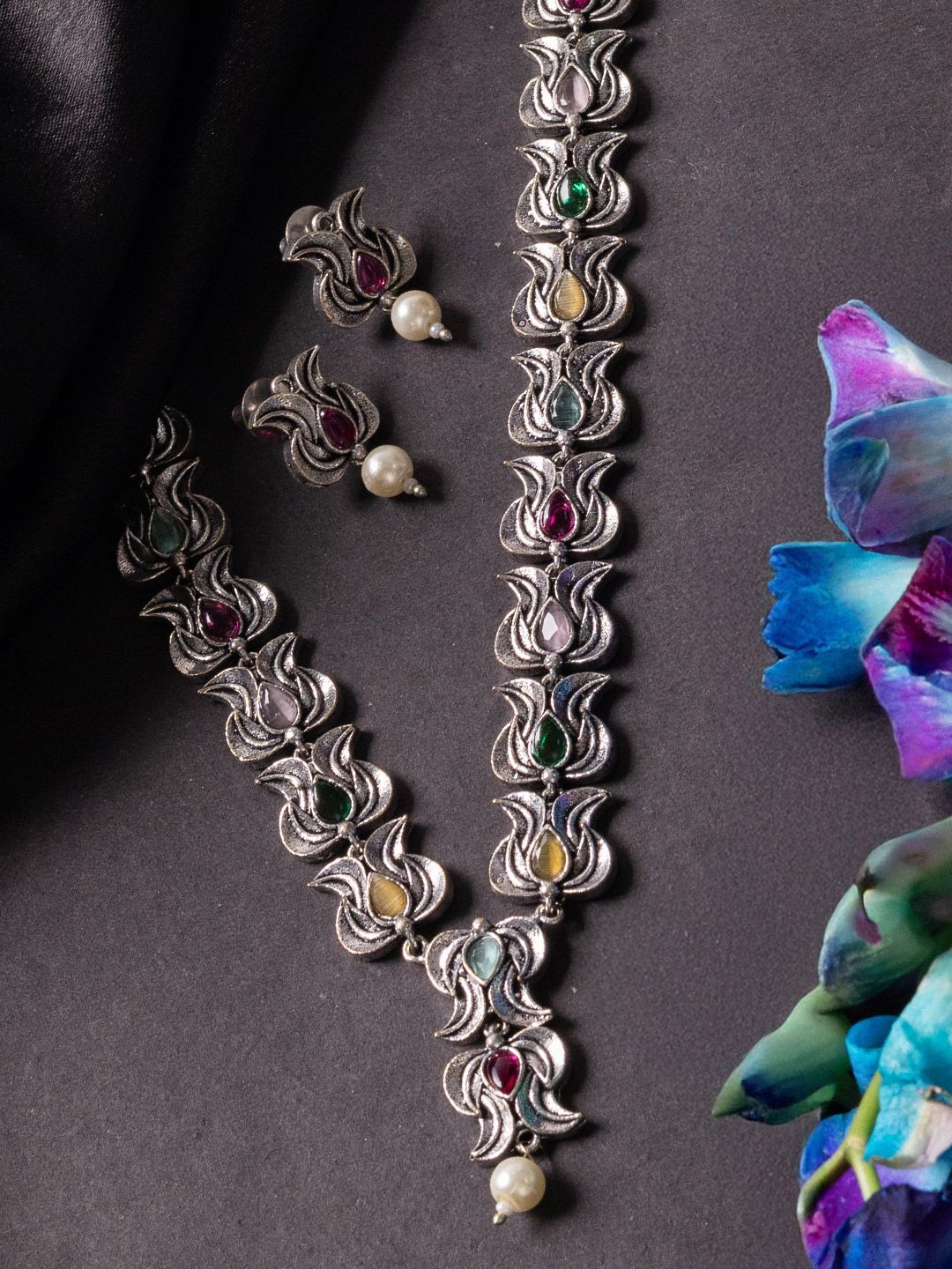 PANASH Stone-Studded & Beaded Oxidised Jewellery Set-picture-12