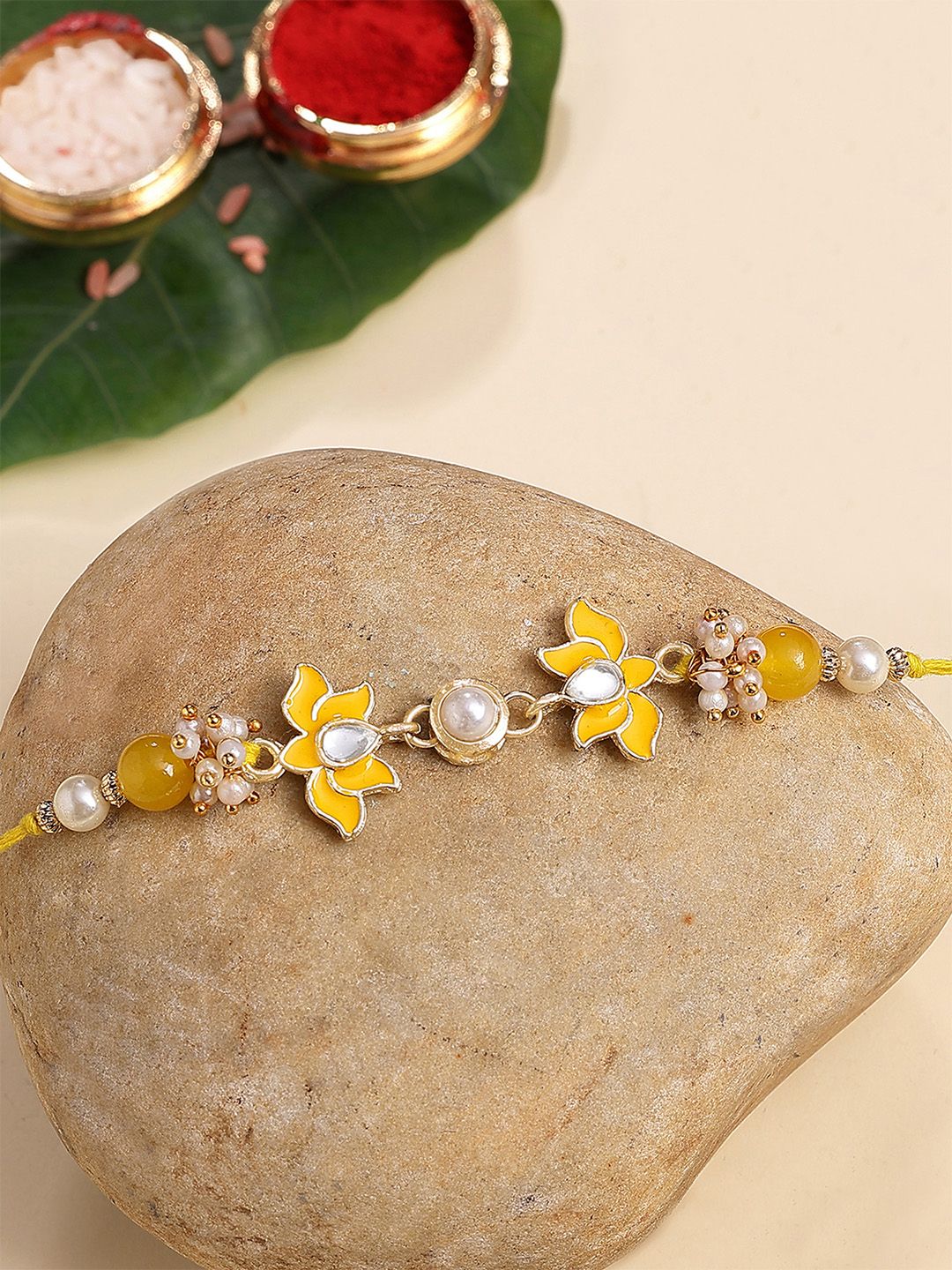 KARATCART Gold Plated Meena Lotus Kundan Bhaiya Thread Rakhi With Roli Chawal-picture-11