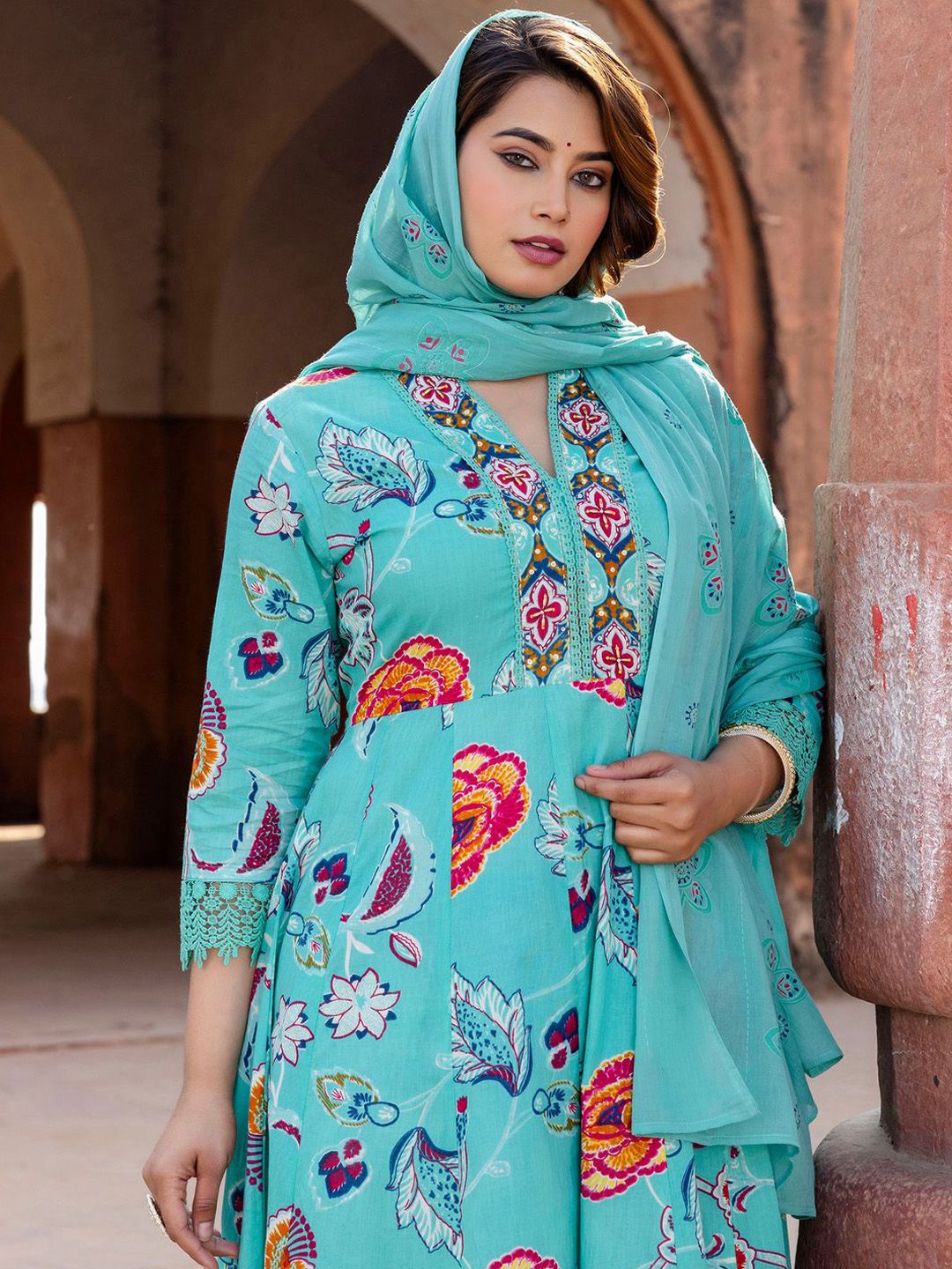 Indo Era Women Floral Printed Beads and Stones Pure Cotton Kurta with Trousers & Dupatta