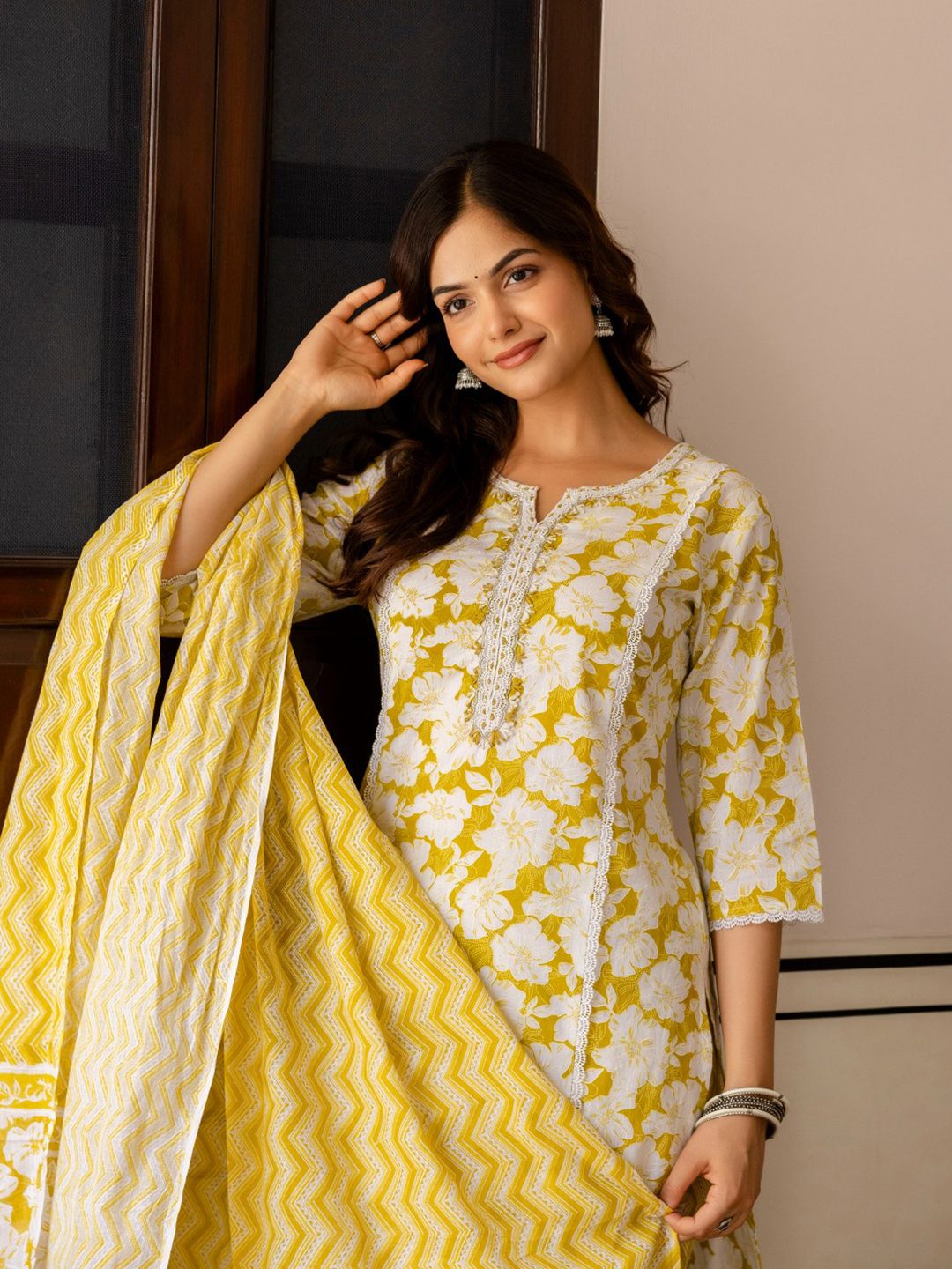 Anouk Women Floral Printed Cotton Kurta with Trousers & Dupatta
