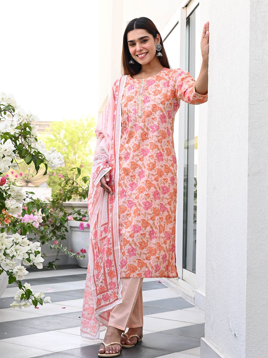 Bunaai Mahi Floral Printed Round Neck Straight Kurta With Trousers & Dupatta