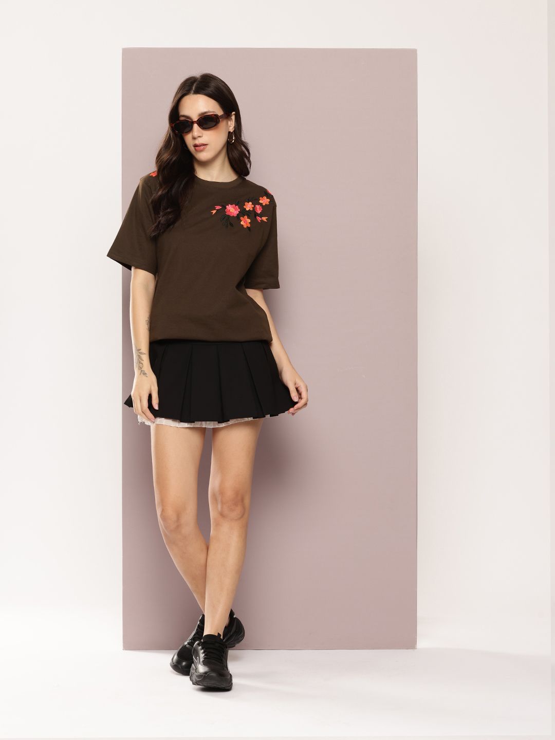 DILLINGER Women Oversized Embroidery Crew Neck Tshirt