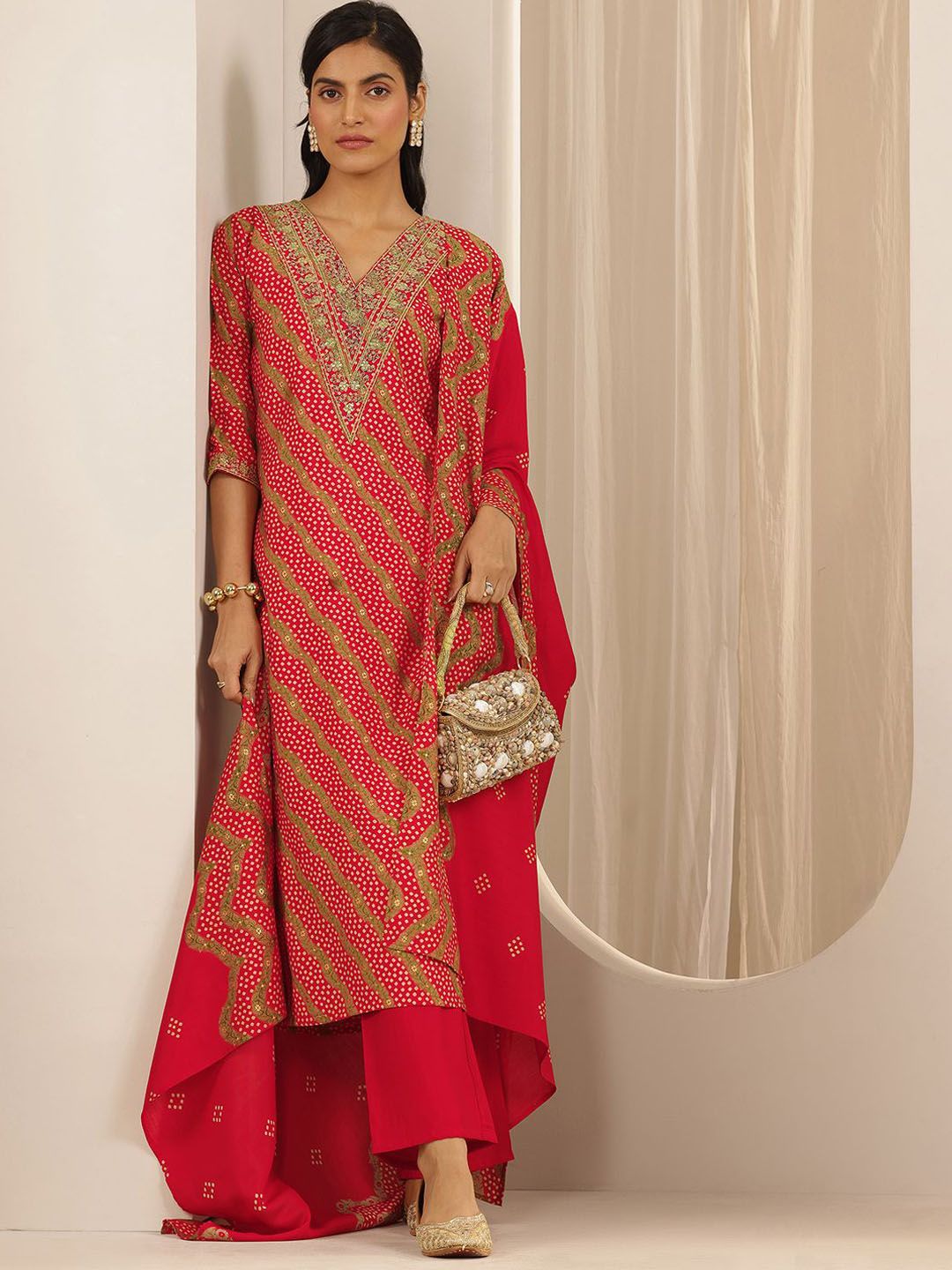 Hibiscus Dreams Bandhani Straight Kurta Set With Dupatta