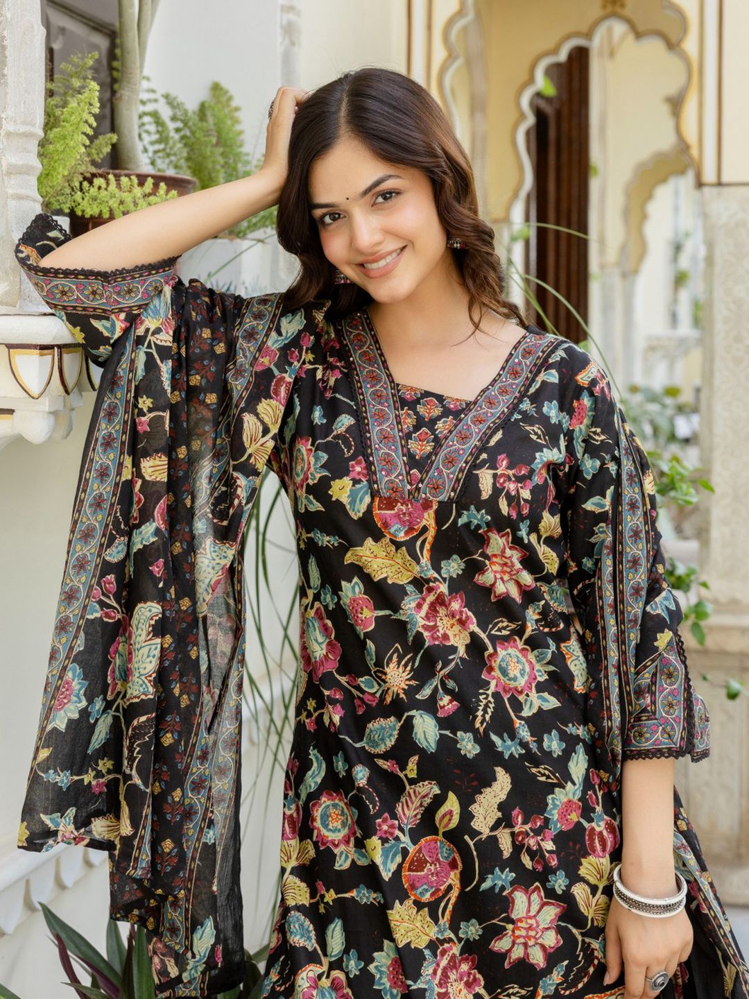 Anouk Women Ethnic Motifs Printed Pure Cotton Kurta with Palazzos & Dupatta