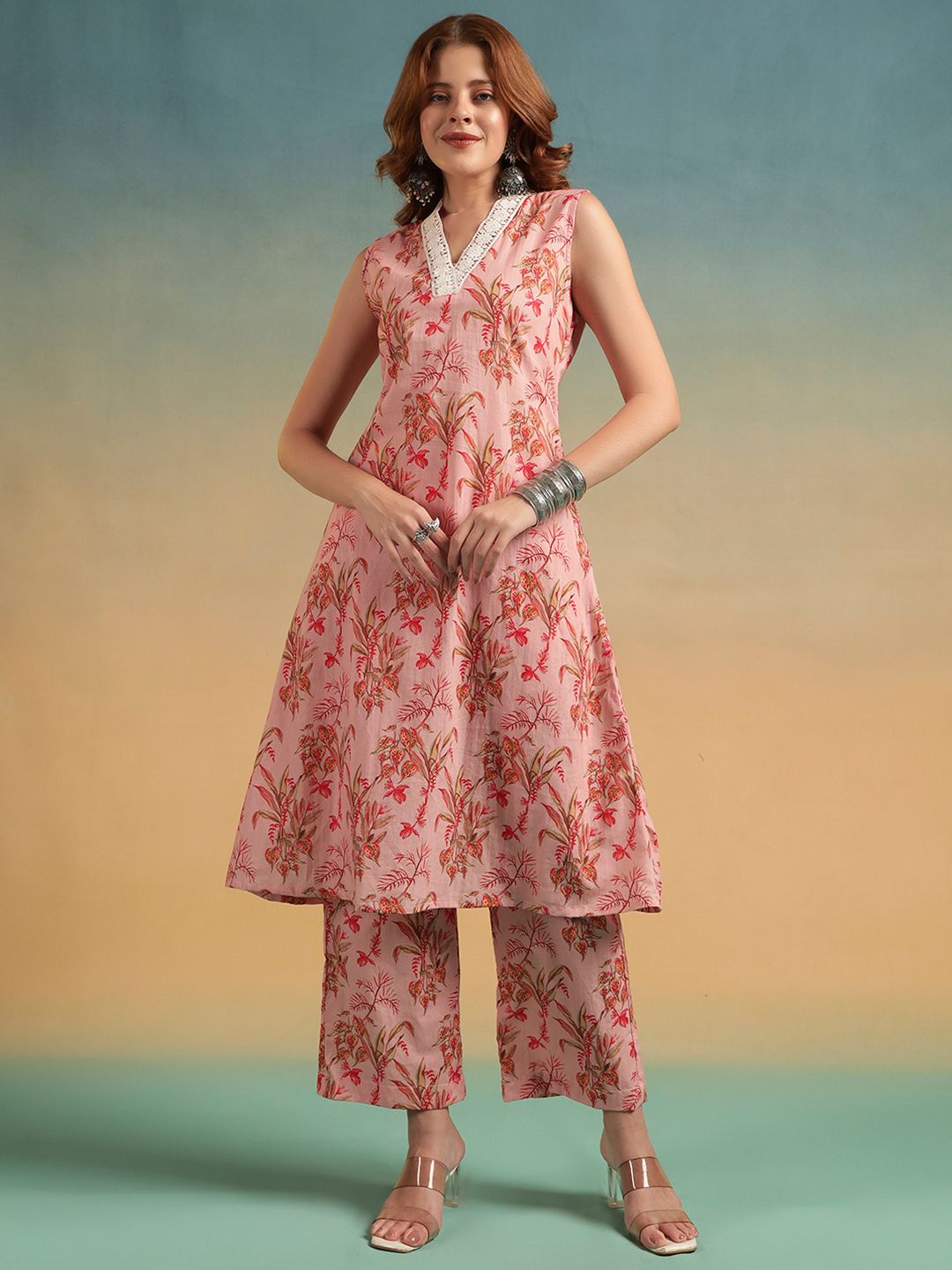 MAHUKAA Floral Printed V-Neck A-Line Kurta With Trousers