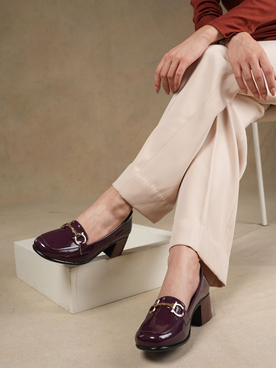 Chemistry Chemistry  Block Pumps With Buckles