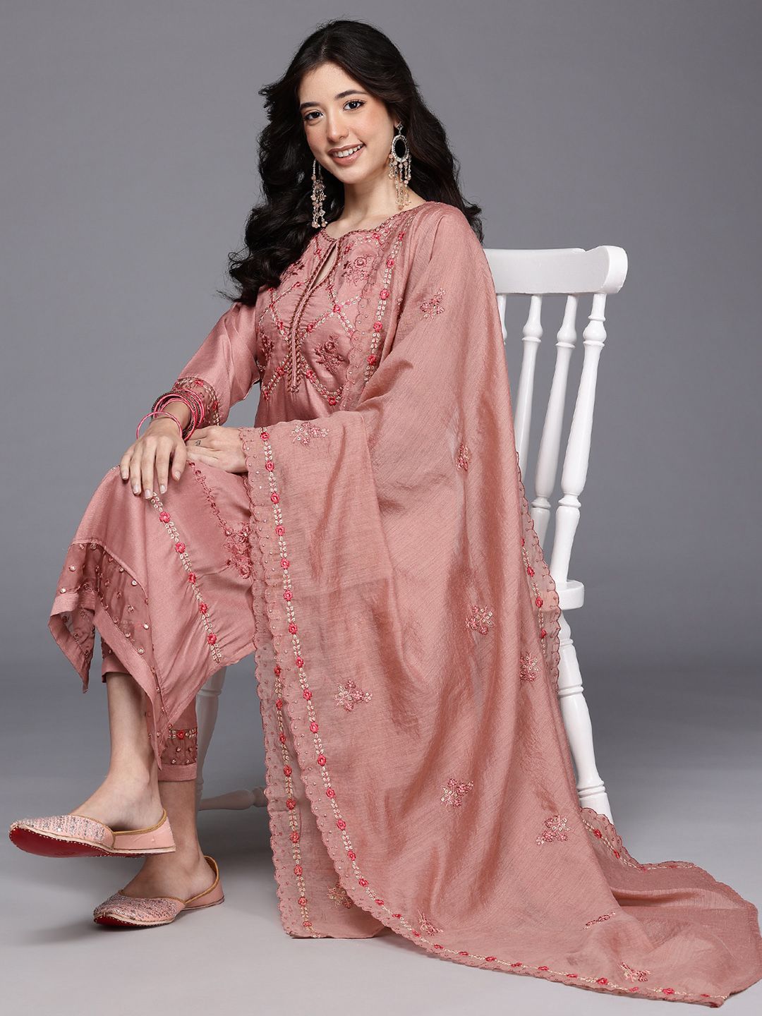 Ahalyaa Ethnic Motifs Embroidered Thread Work Kurta With Trousers & Dupatta