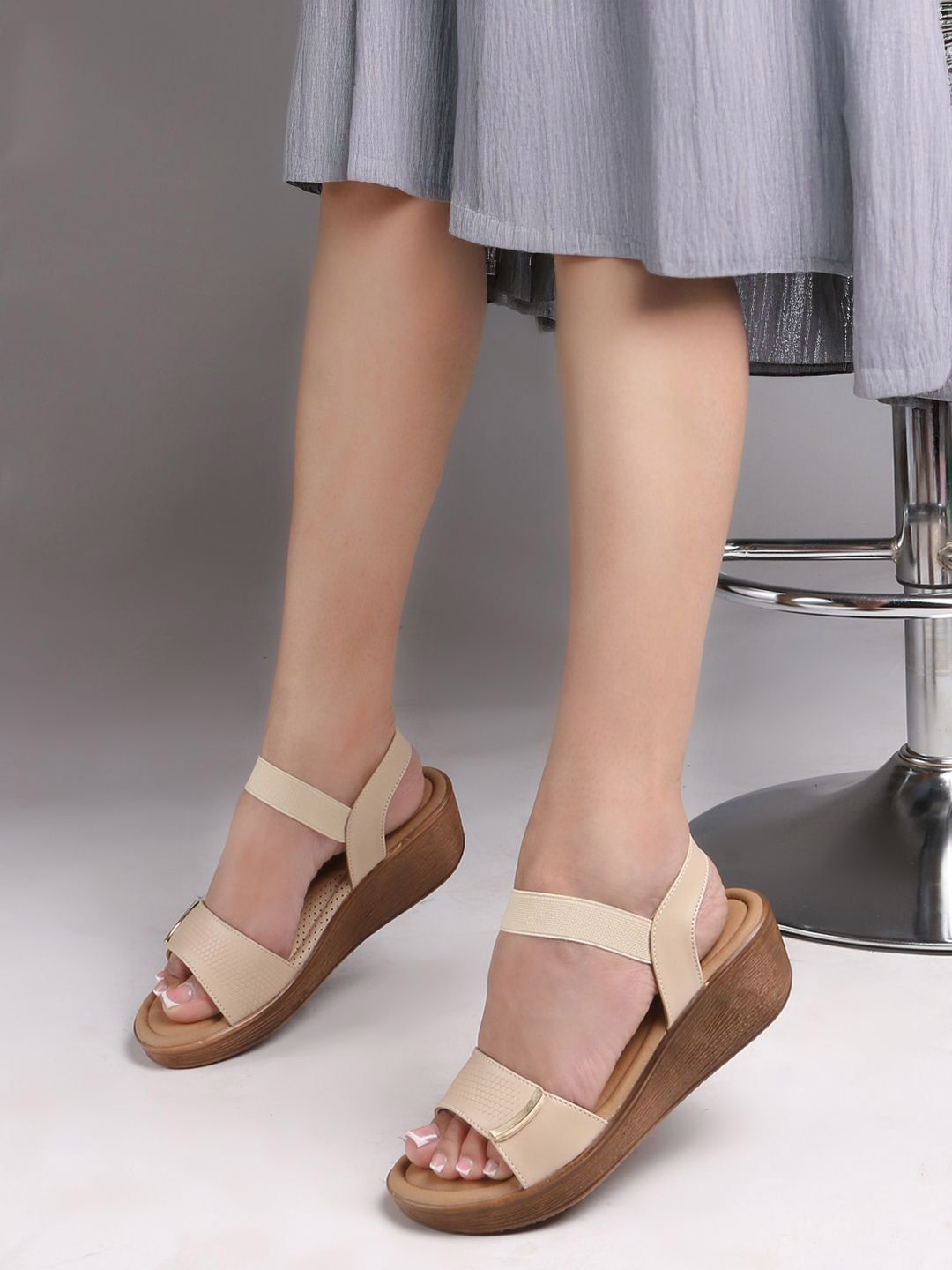 Carlton London Women Textured Wedge Heels Sandals-picture-31