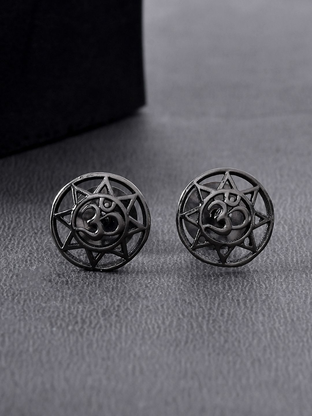 Voylla Men Rhodium-Plated Eclipse Om Circular Shaped Oxidised Mandala Studs-picture-47